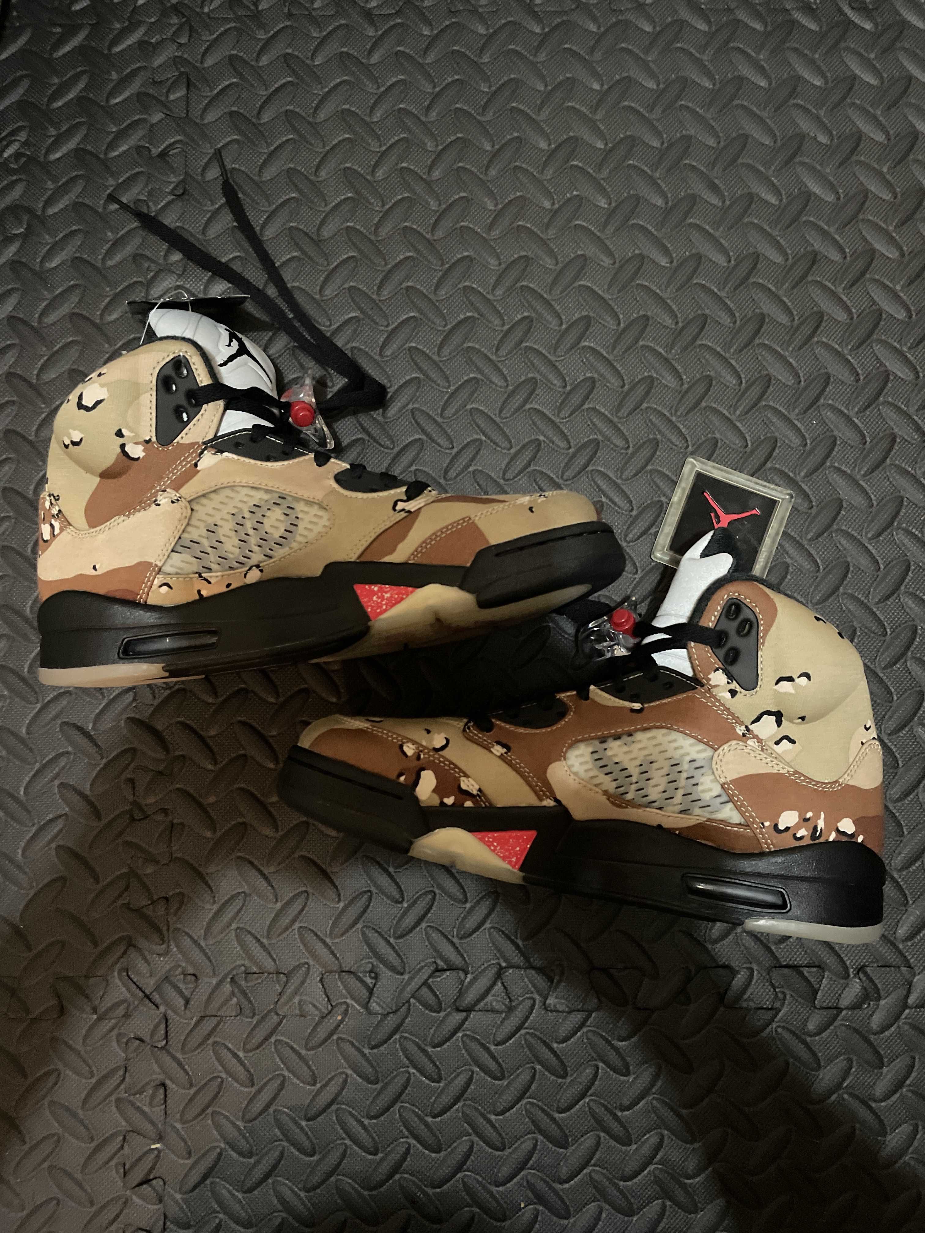 Supreme × Nike Air Jordan 5 Retro "Desert Camo"