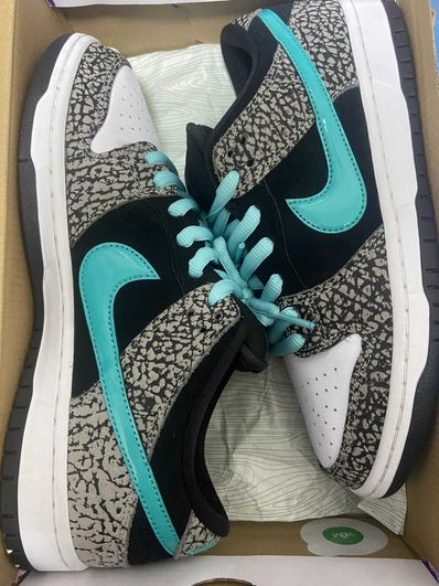 Nike SB Dunk Low "Elephant/Safari"