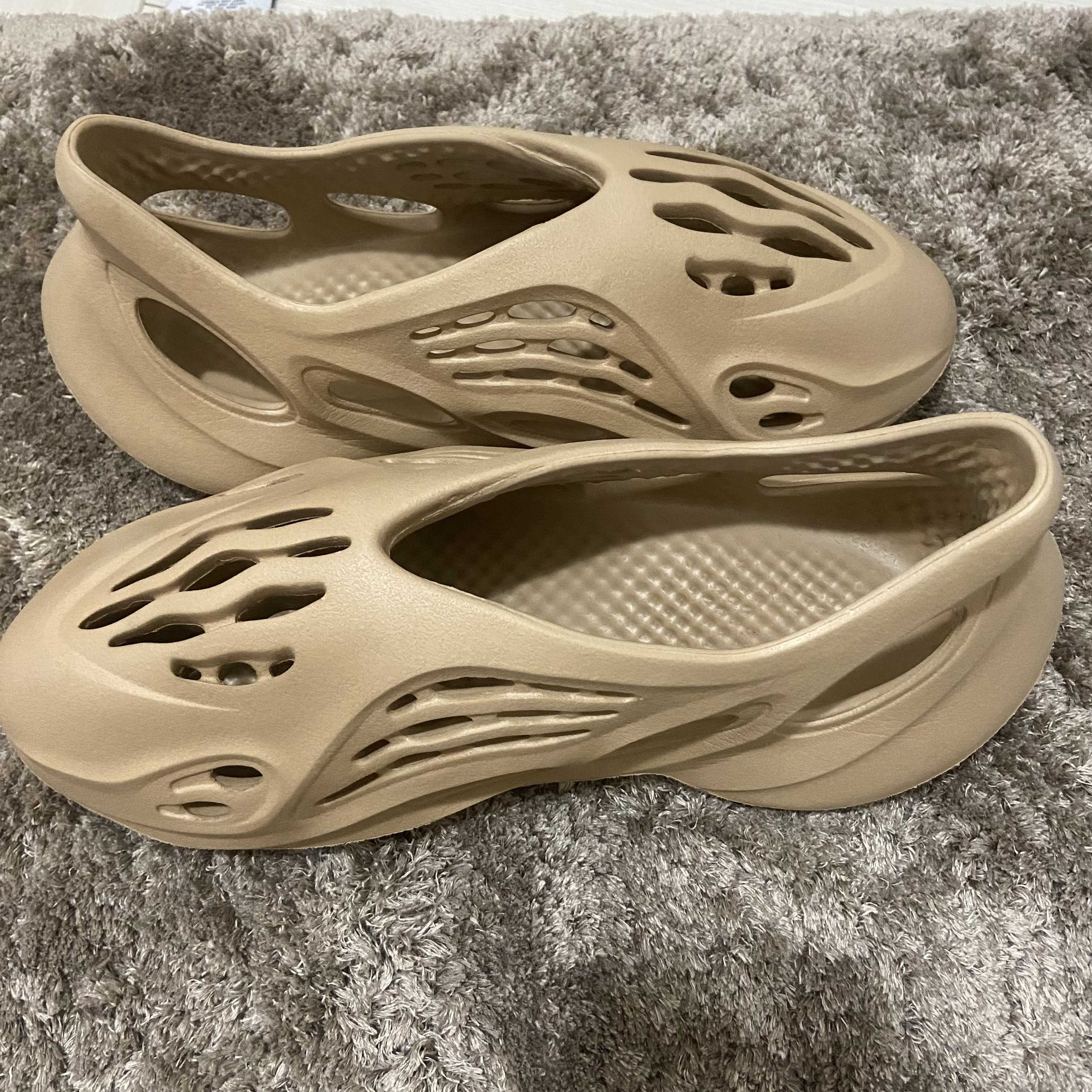 adidas YEEZY Foam Runner "Ochre"