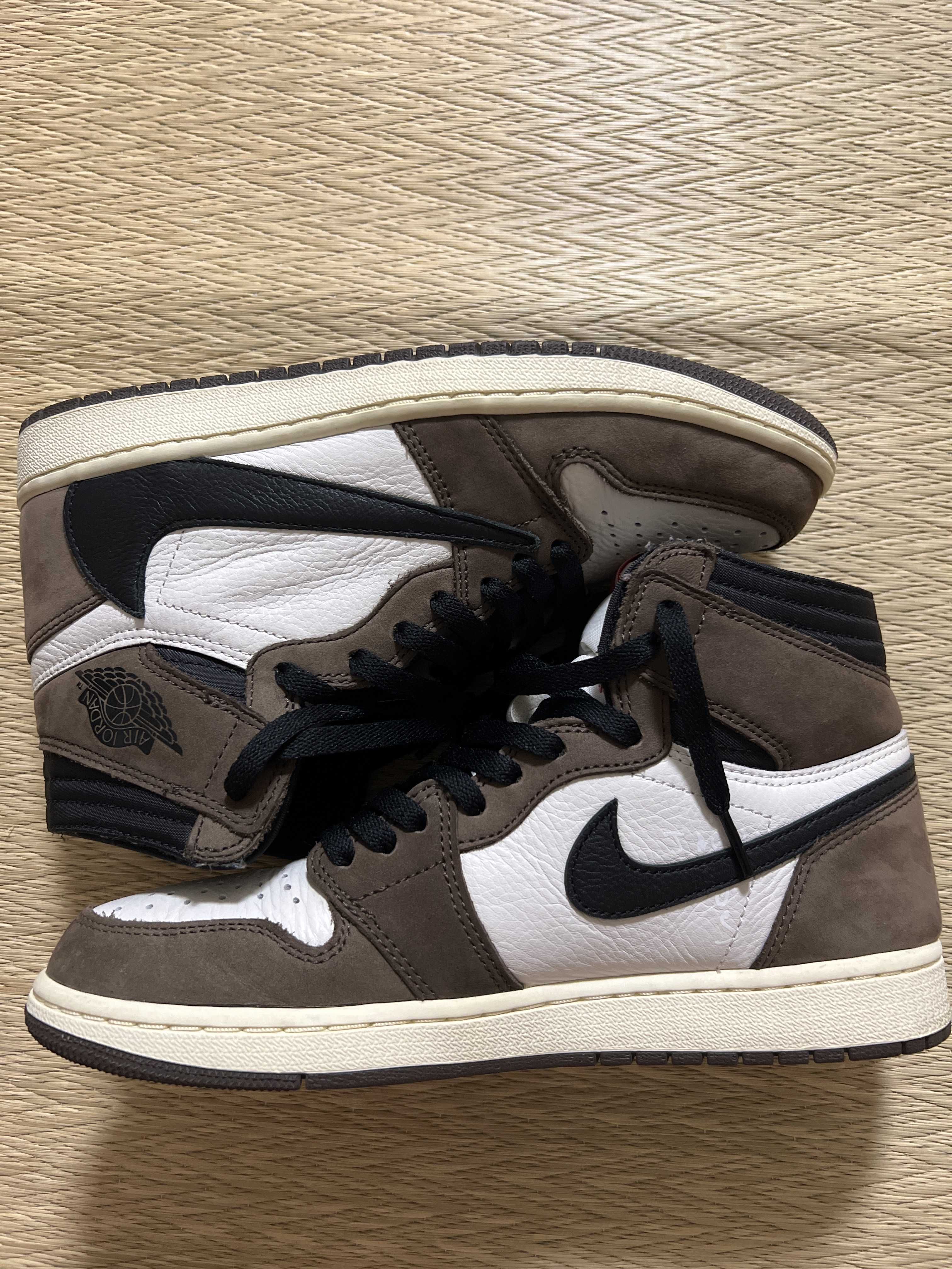 Travis Scott × Nike Air Jordan 1 Retro High OG TS SP "Sail/Dark Mocha"