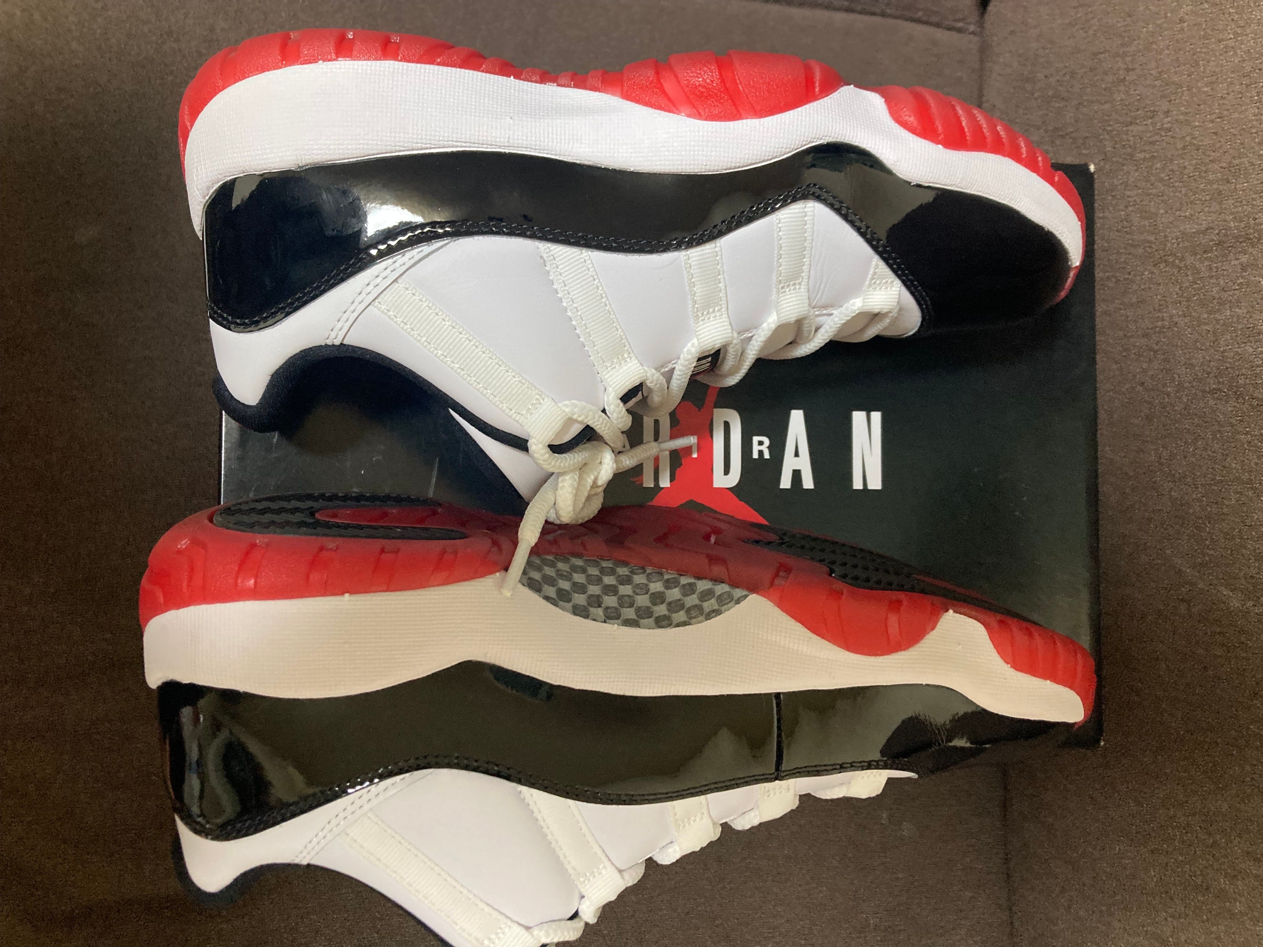 Nike Air Jordan 11 Low "Gym Red"