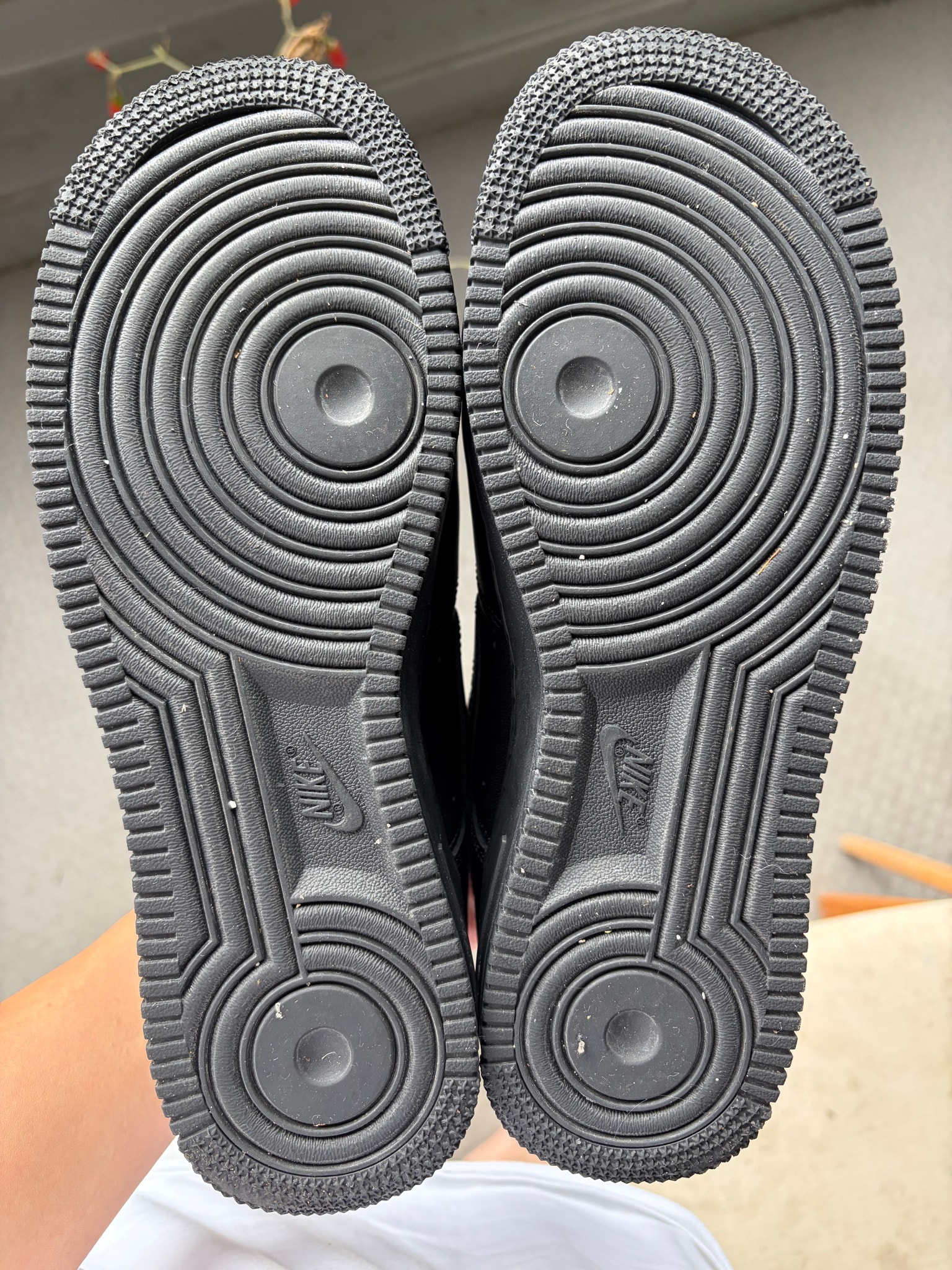 Supreme × Nike Air Force 1 Low "Black"