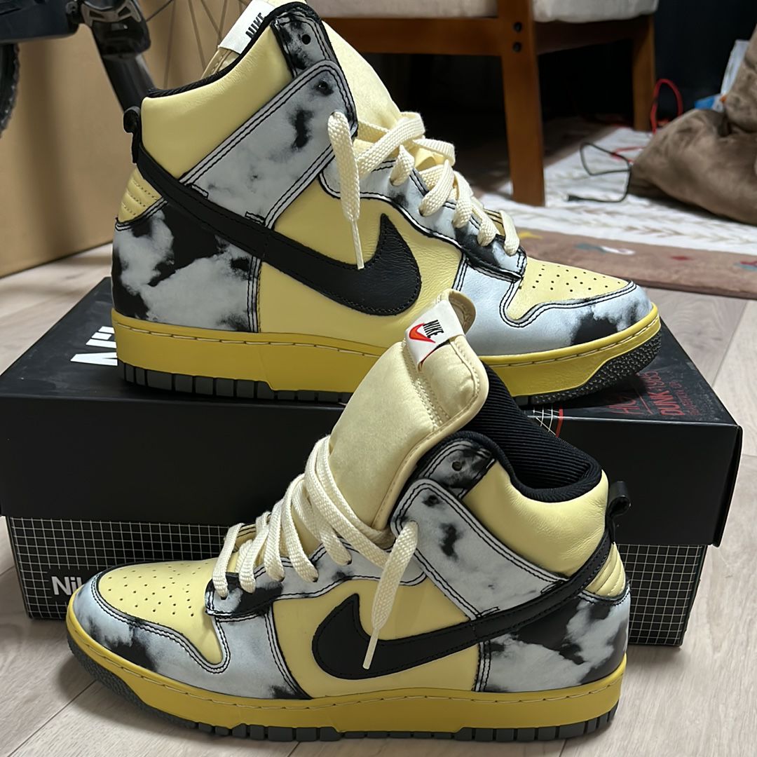 Nike Dunk High "Black Acid Wash"