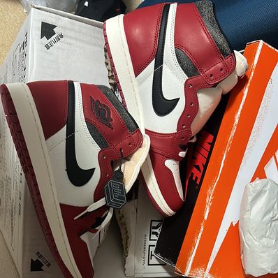 Nike Air Jordan 1 High OG "Lost & Found/Chicago"