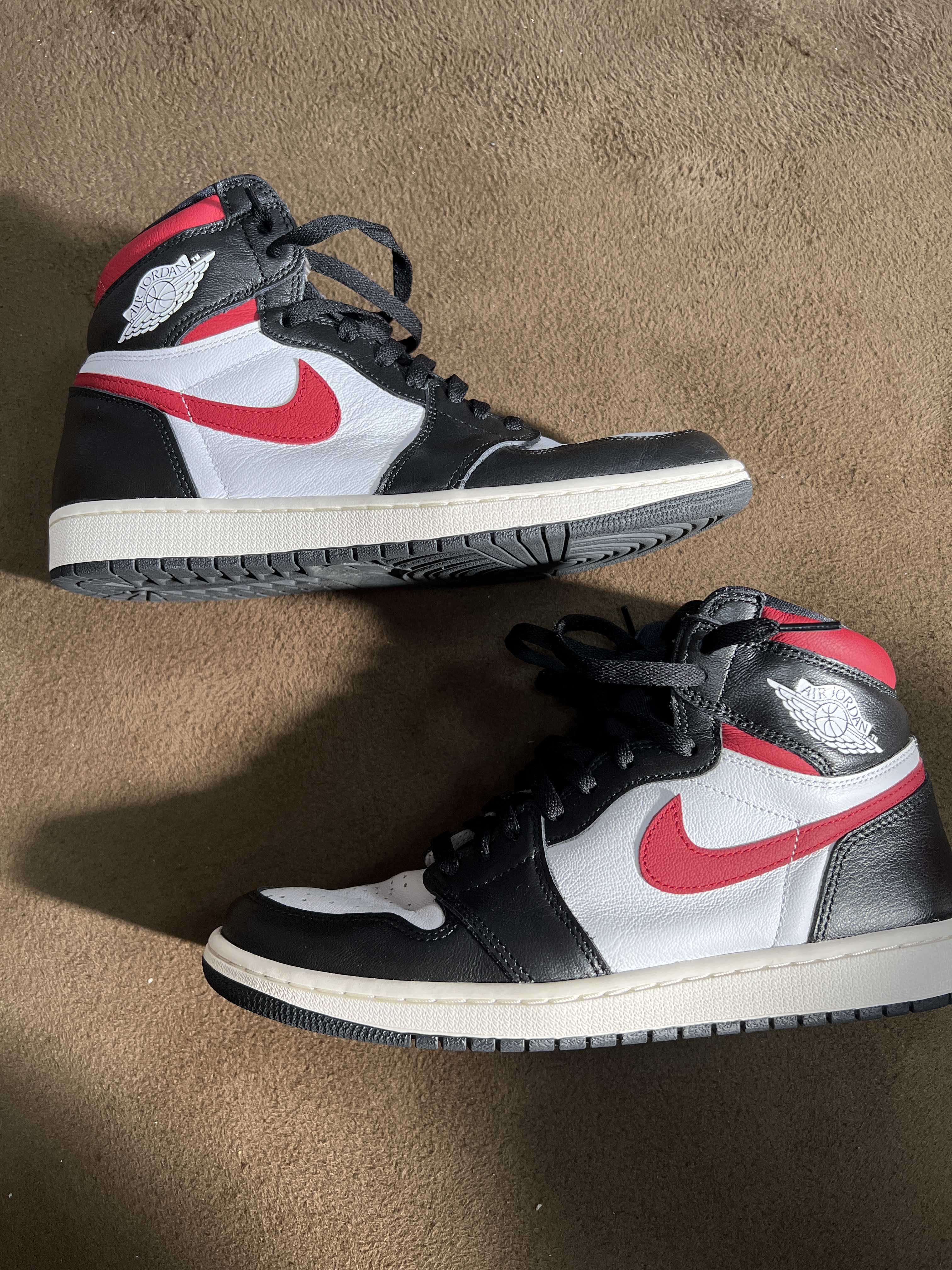Nike Air Jordan 1 Retro High "Black/White/Sail/Gym Red"    