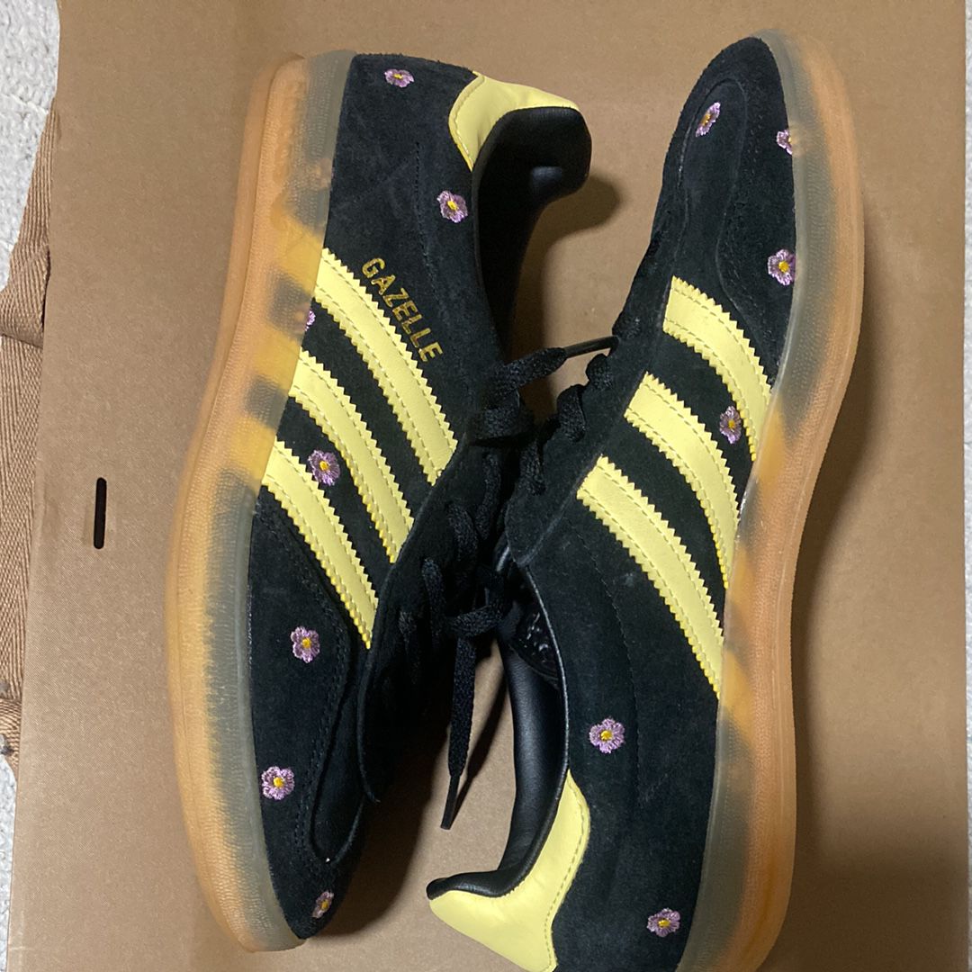 adidas Women's Gazelle Indoor "Core Black/Almost Yellow/Silver Dawn"