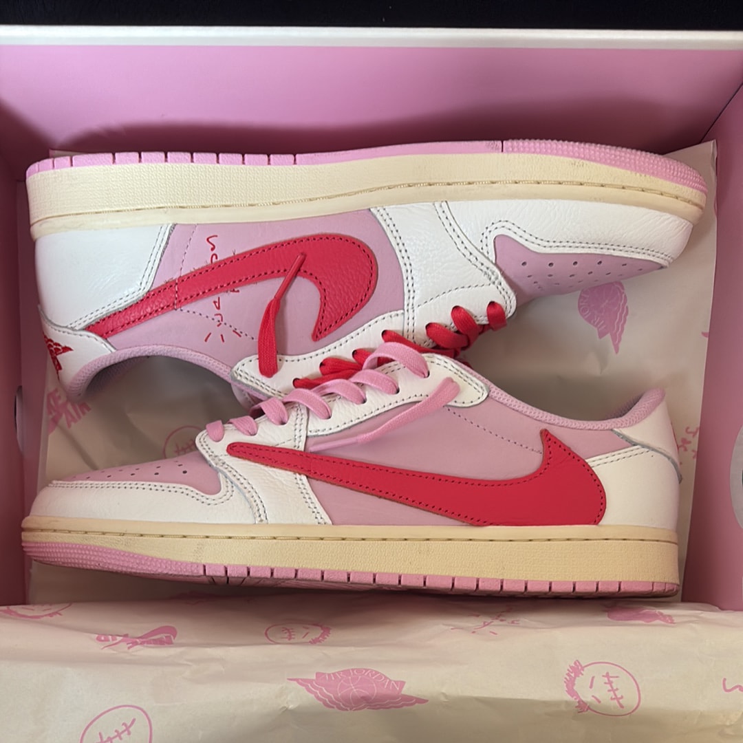 Travis Scott × Nike Air Jordan 1 Retro Low OG "Sail/Tropical Pink"