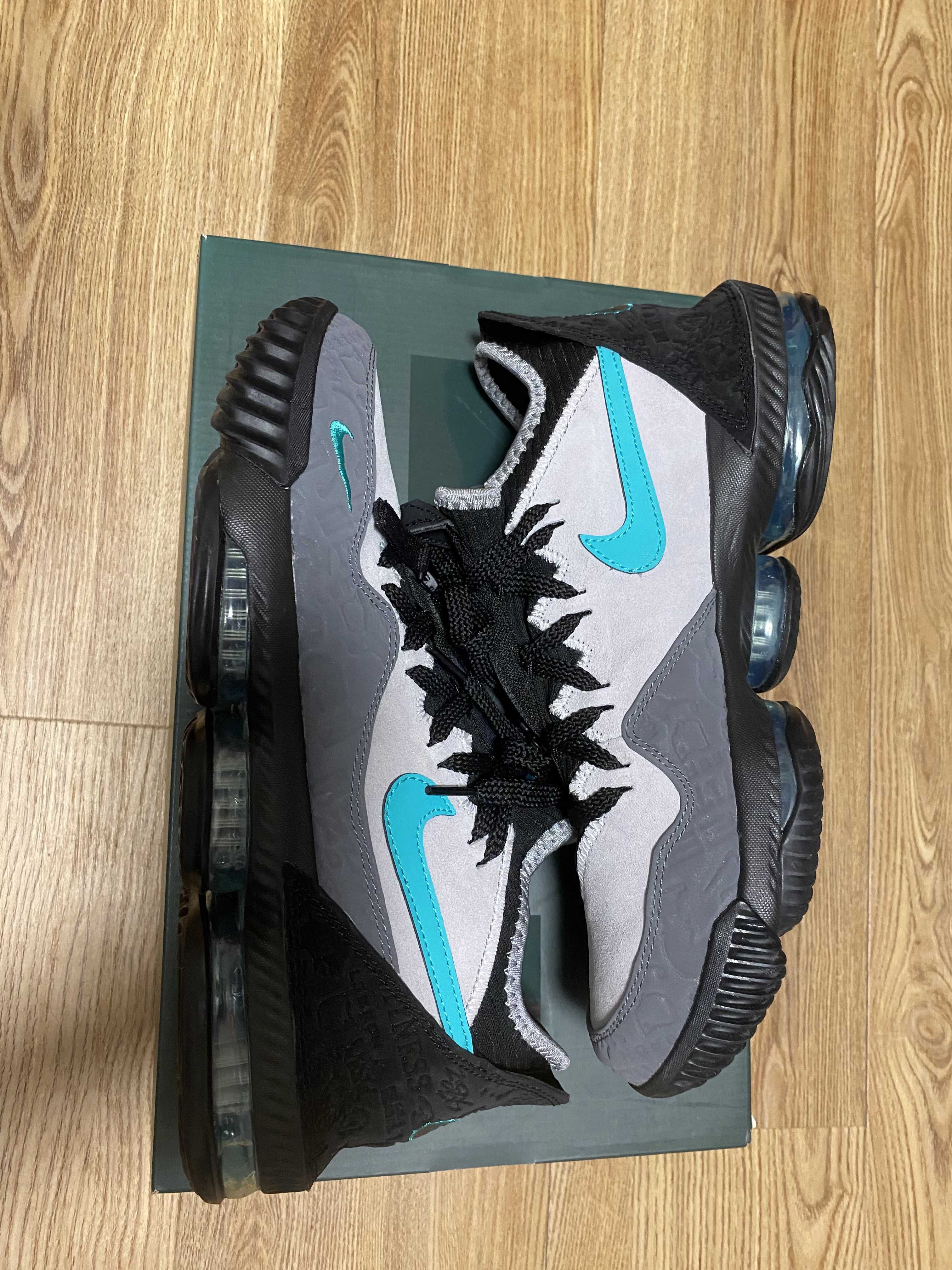 atmos × Nike LeBron 16 "Clear Jade"
