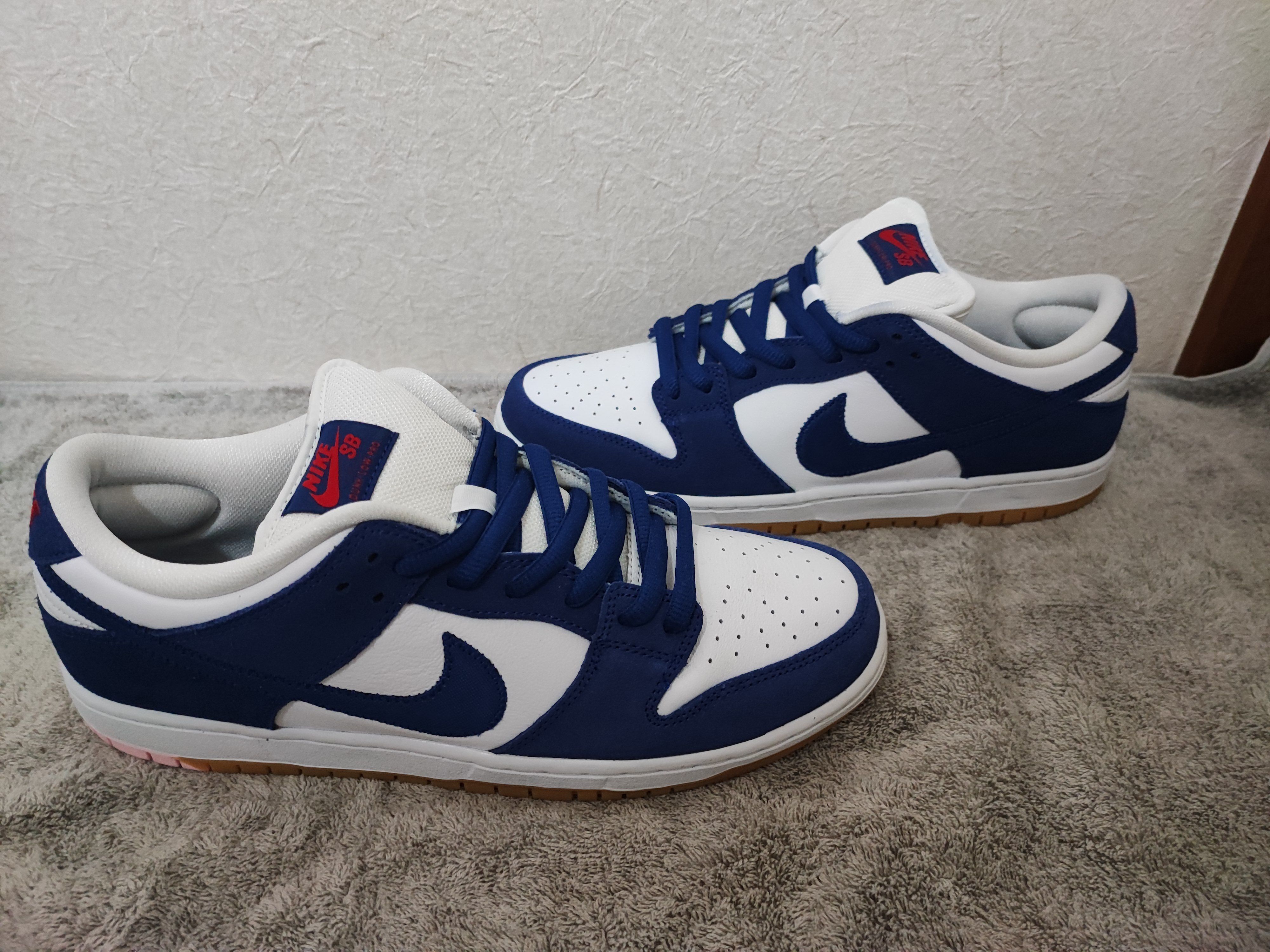 Nike SB Dunk Low "Los Angeles Dodgers/Deep Royal Blue"