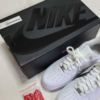 Supreme × Nike Air Force 1 Low "White"