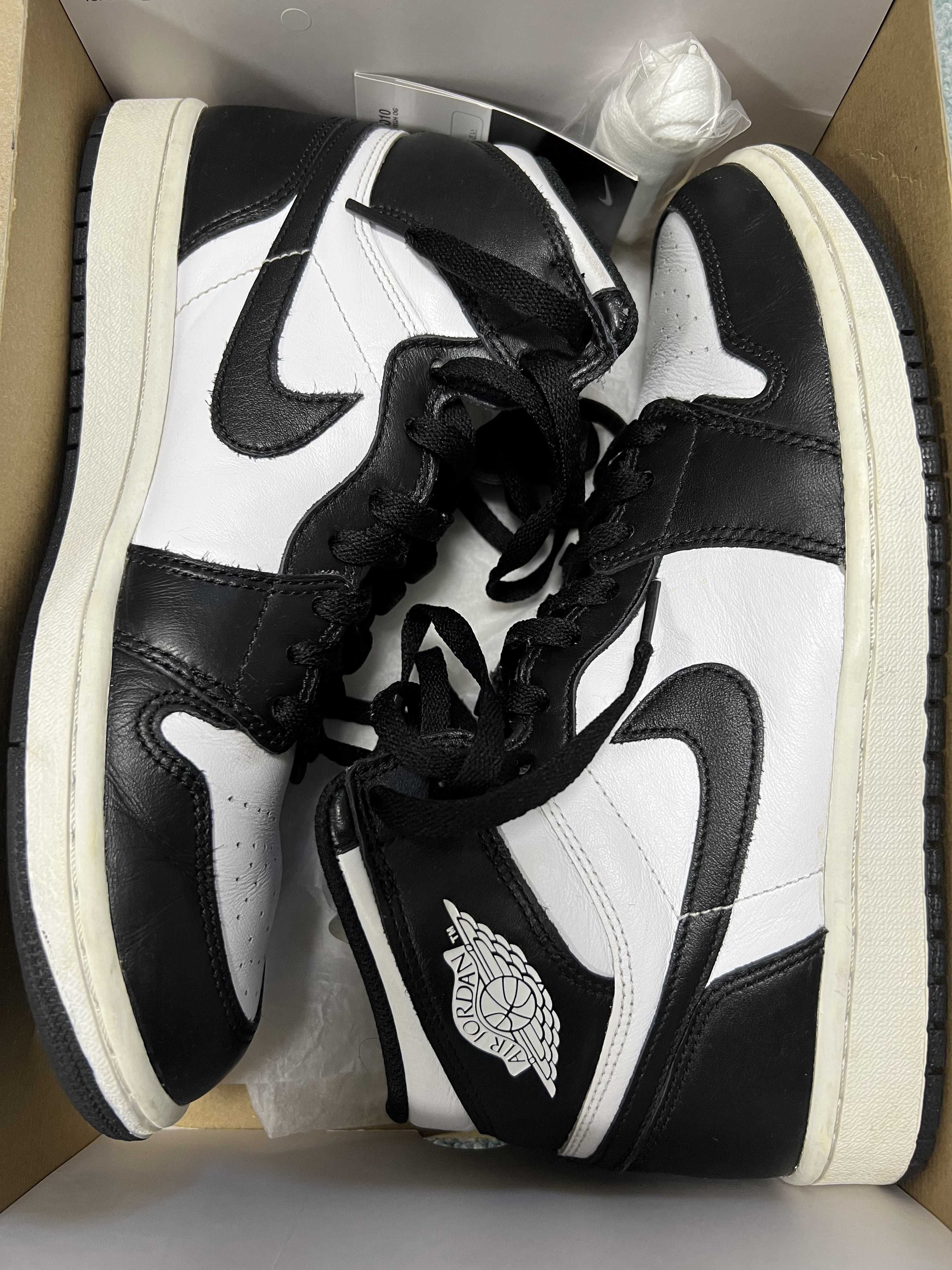 Nike Air Jordan 1 Retro High OG "Black/White" (2014)