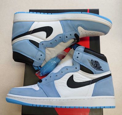 Nike Air Jordan 1 High OG "University Blue"