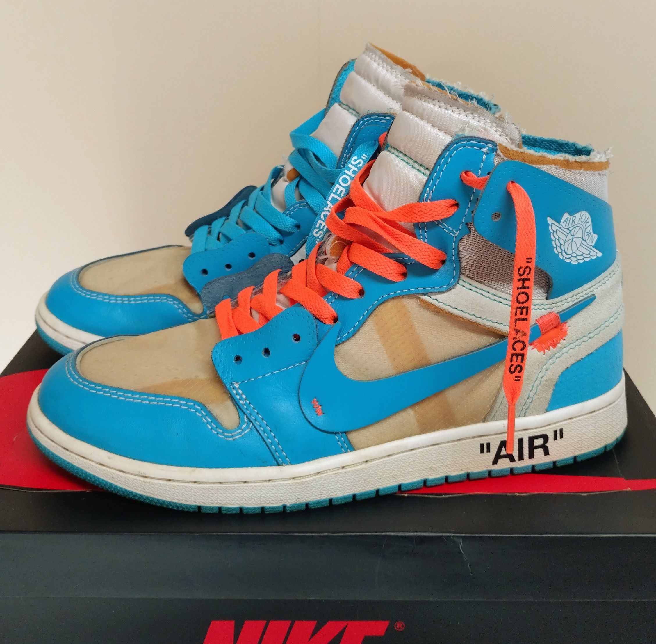 Off-White × Nike Air Jordan 1 High UNC "White/Dark Powder Blue"