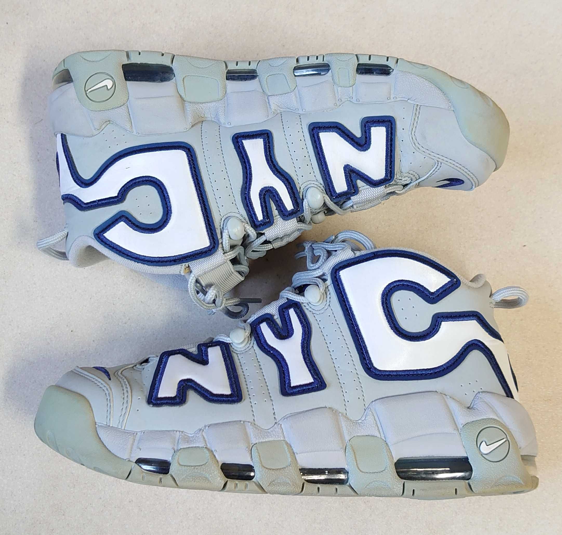 NIKE AIR MORE UPTEMPO "NEW YORK"