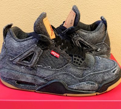 Nike × Levi's Air Jordan 4 "Black Denim" (Tag: LEVIS®)
