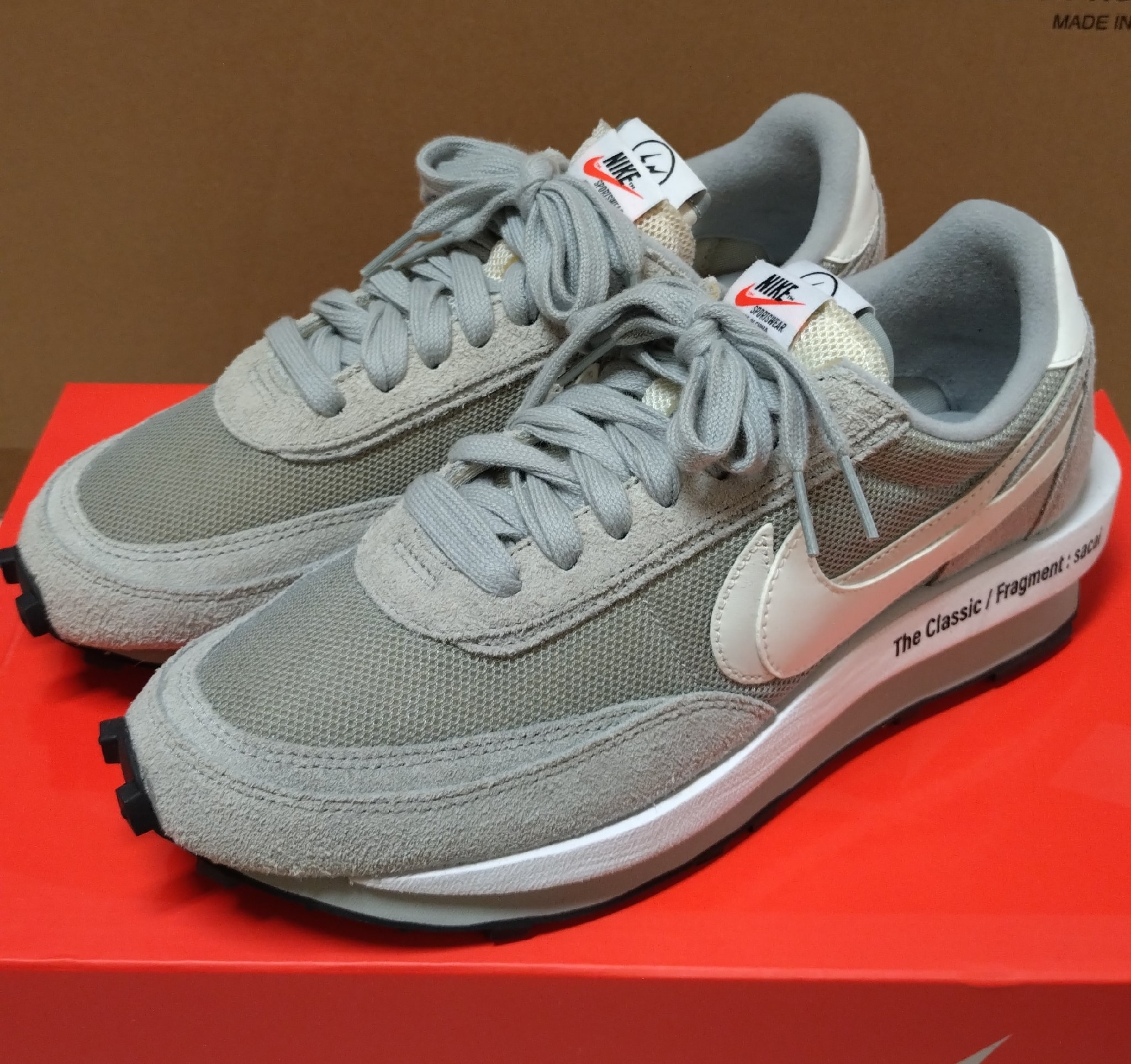 fragment design × sacai × Nike LD Waffle "Light Smoke Grey"