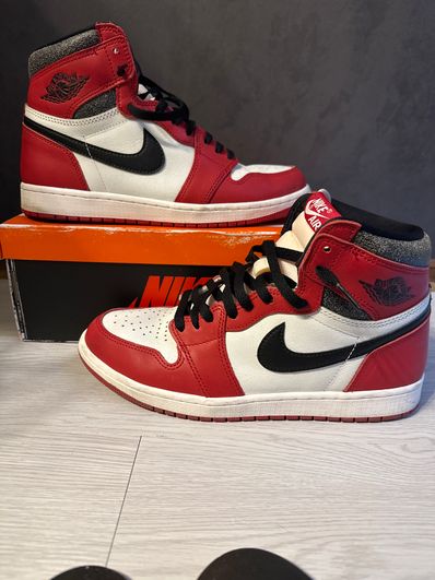 Nike Air Jordan 1 High OG "Lost & Found/Chicago"