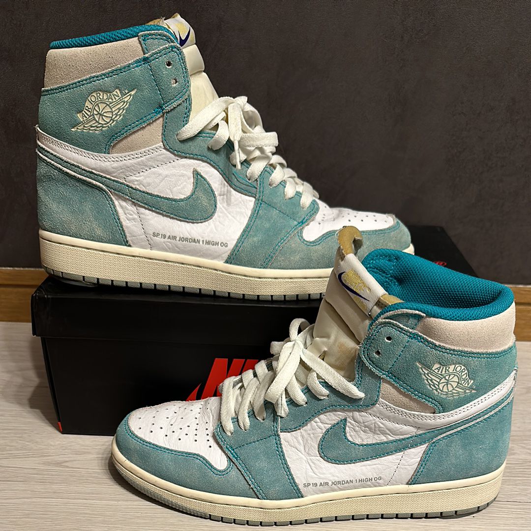 Nike Air Jordan 1 Retro High OG "Turbo Green"