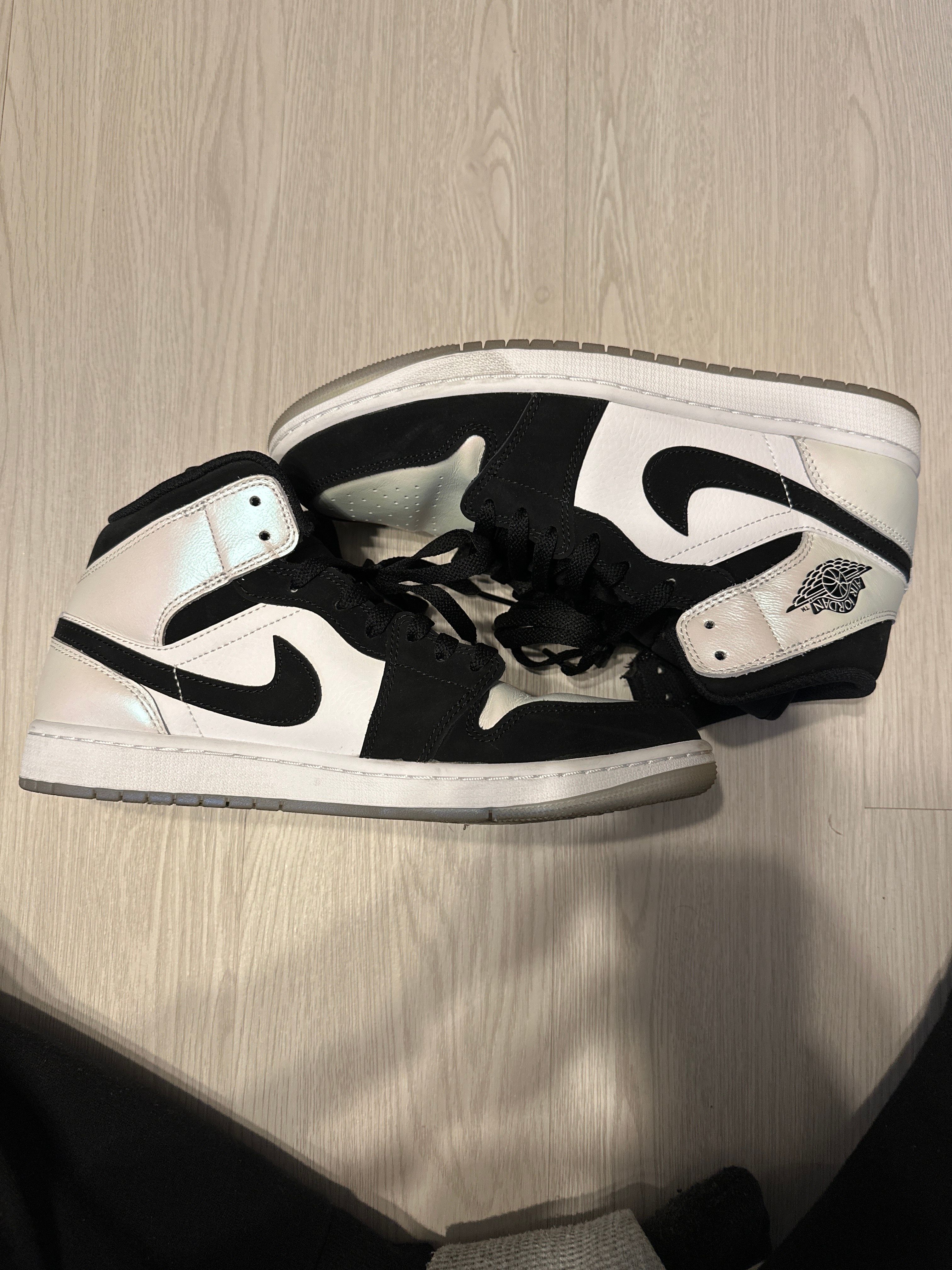 Nike Air Jordan 1 Mid "Omega/Black/White"