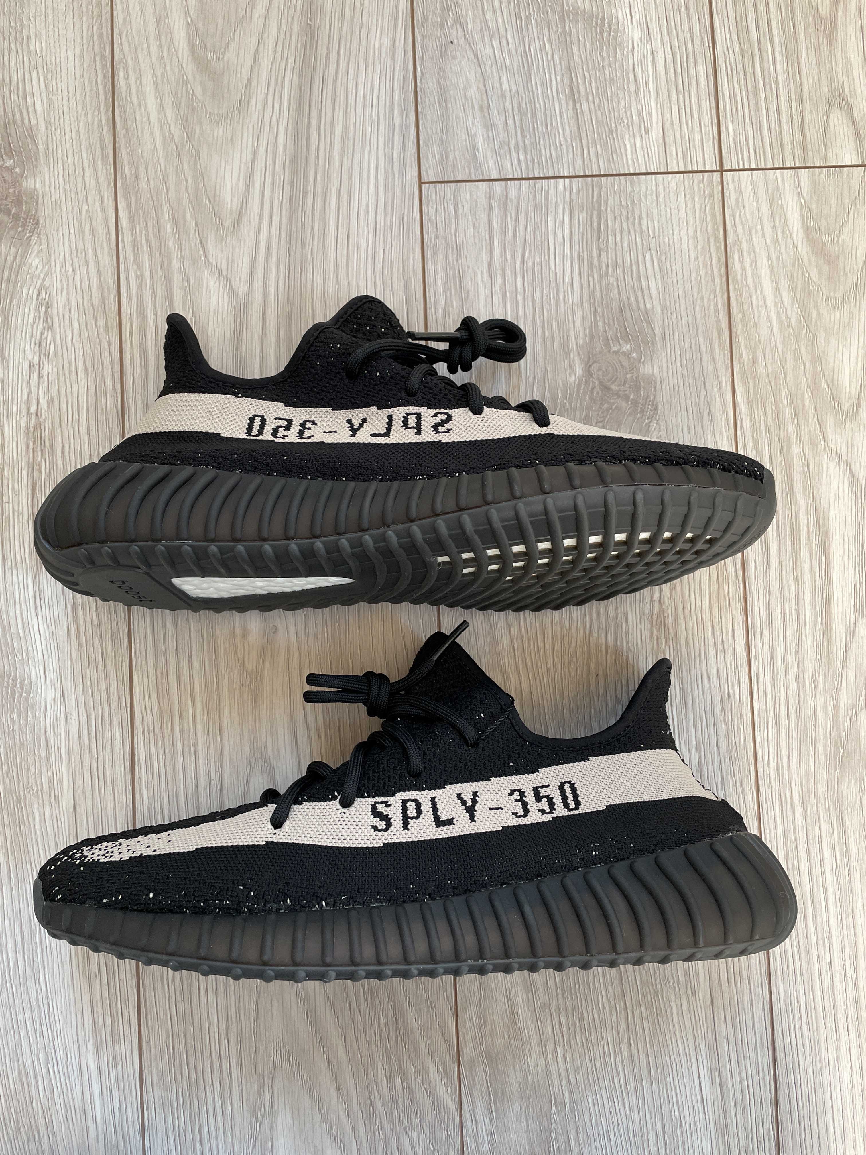 adidas YEEZY Boost 350 V2 "Oreo"