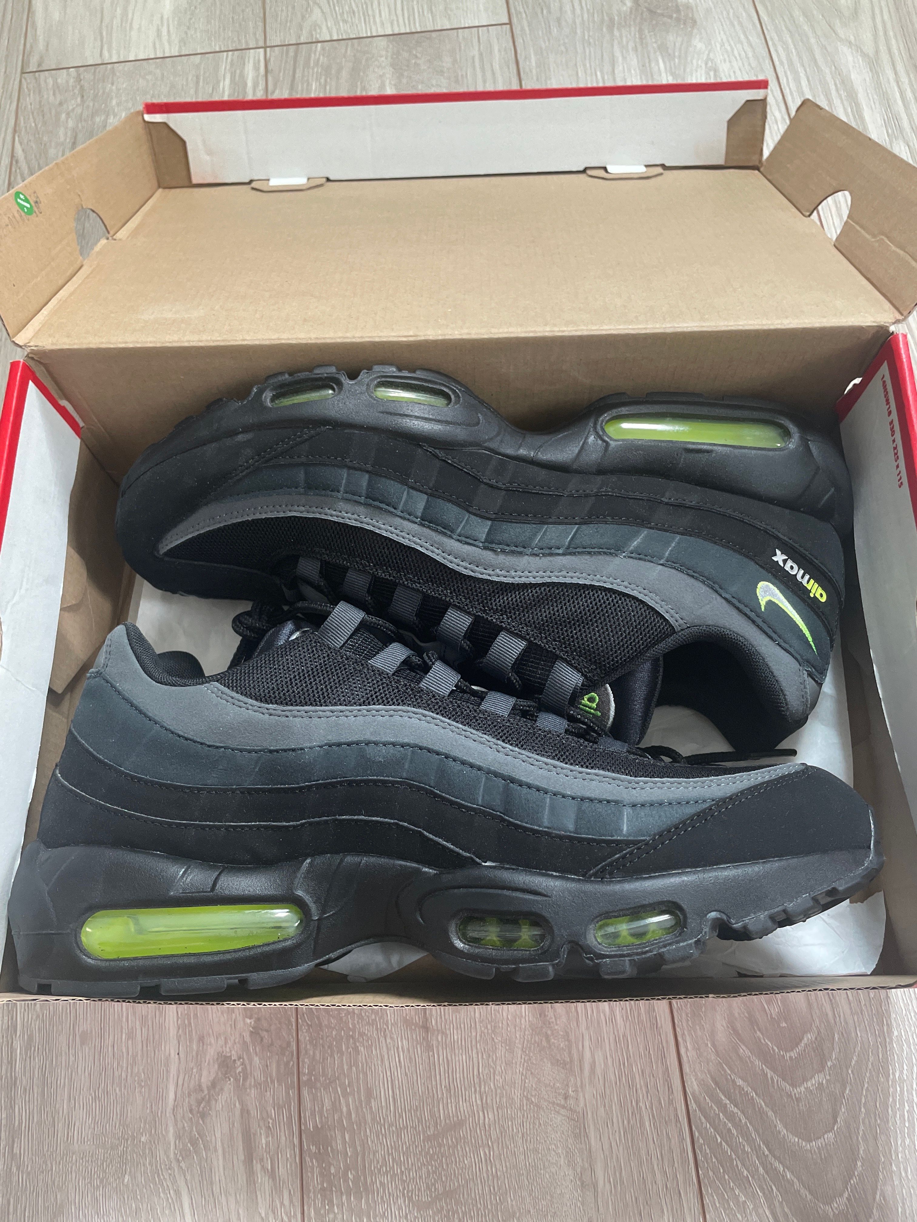 Nike Air Max 95 "Retro Logo"