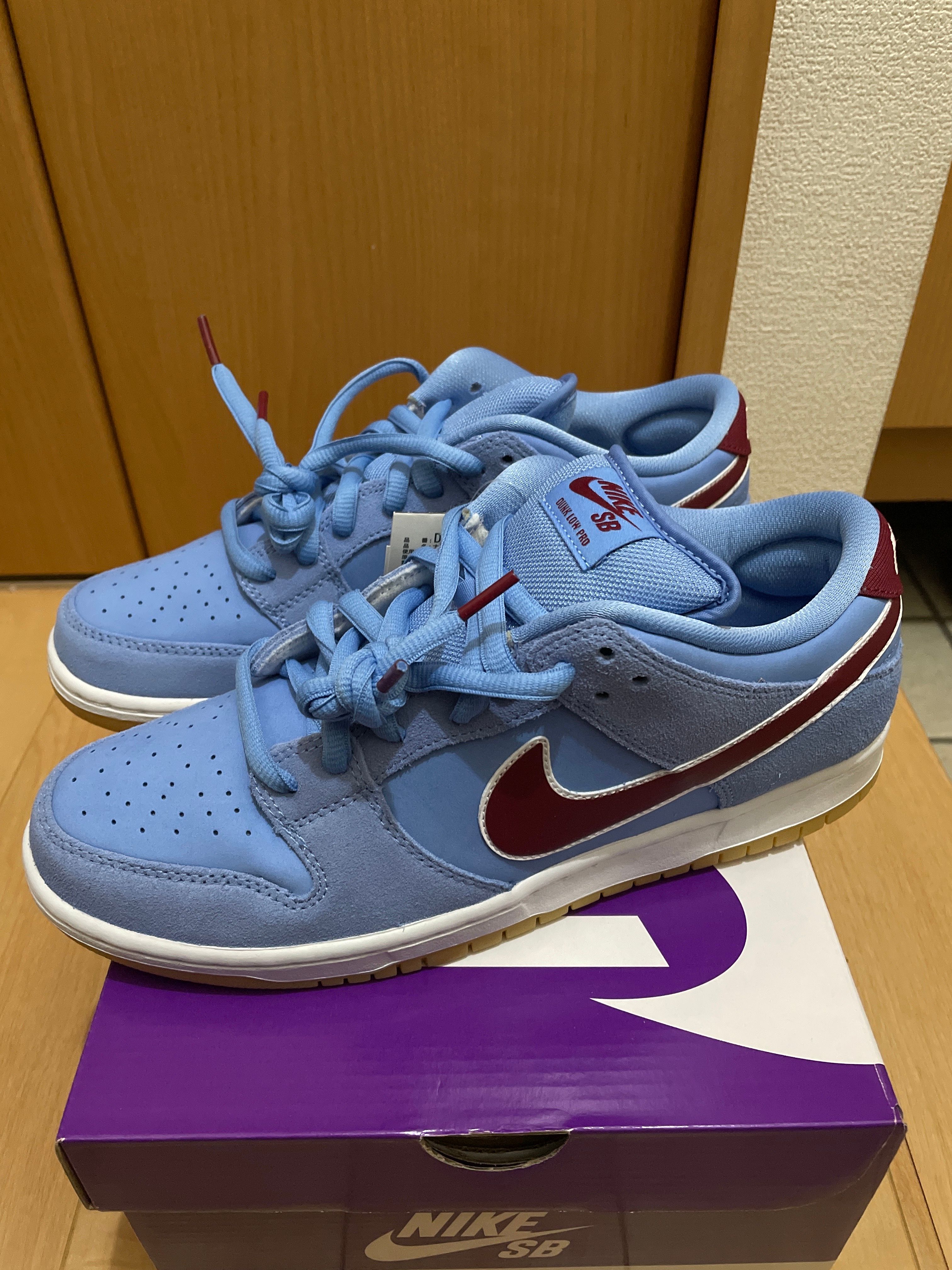 Nike SB Dunk Low Pro "Philadelphia Phillies/Valor Blue and Team Maroon"
