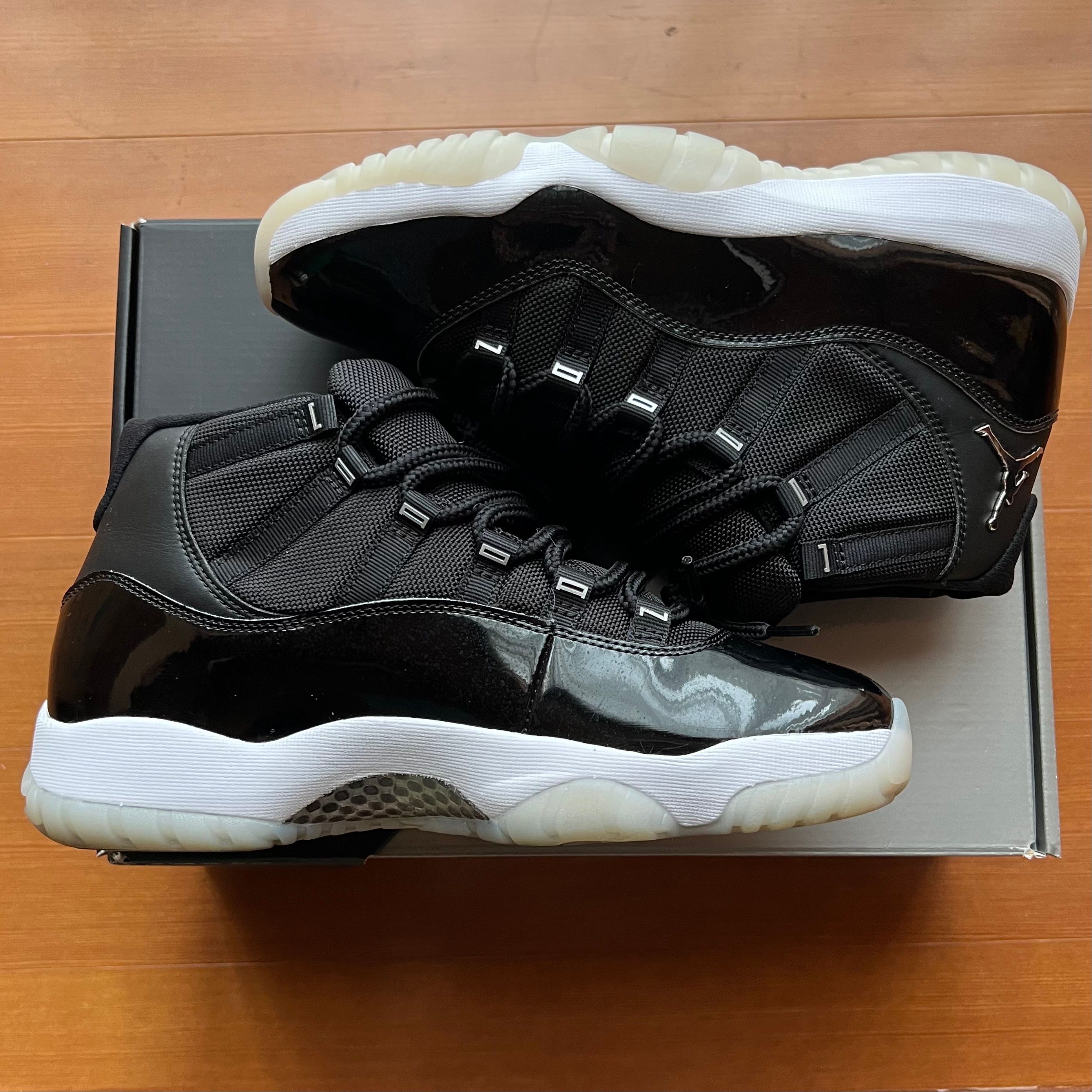 Nike Air Jordan 11 "Jubilee"