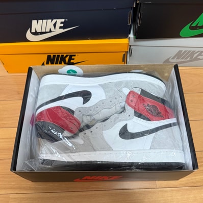 Nike Air Jordan 1 High OG "White/Black/Light Smoke Grey"