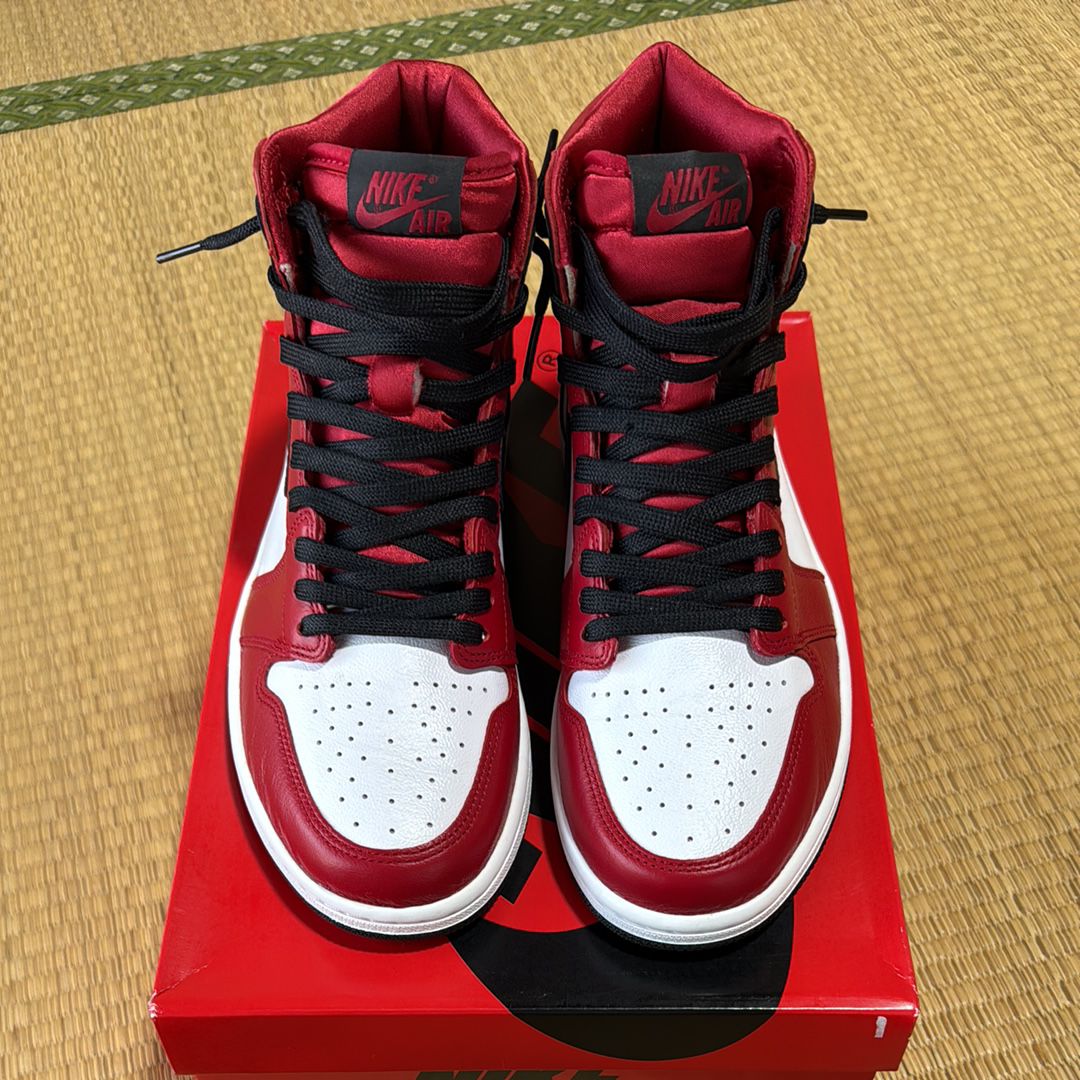 Nike Women's Air Jordan 1 High OG "Satin Red"