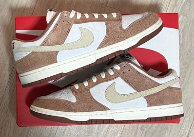 Nike Dunk Low PRM "Medium Curry"