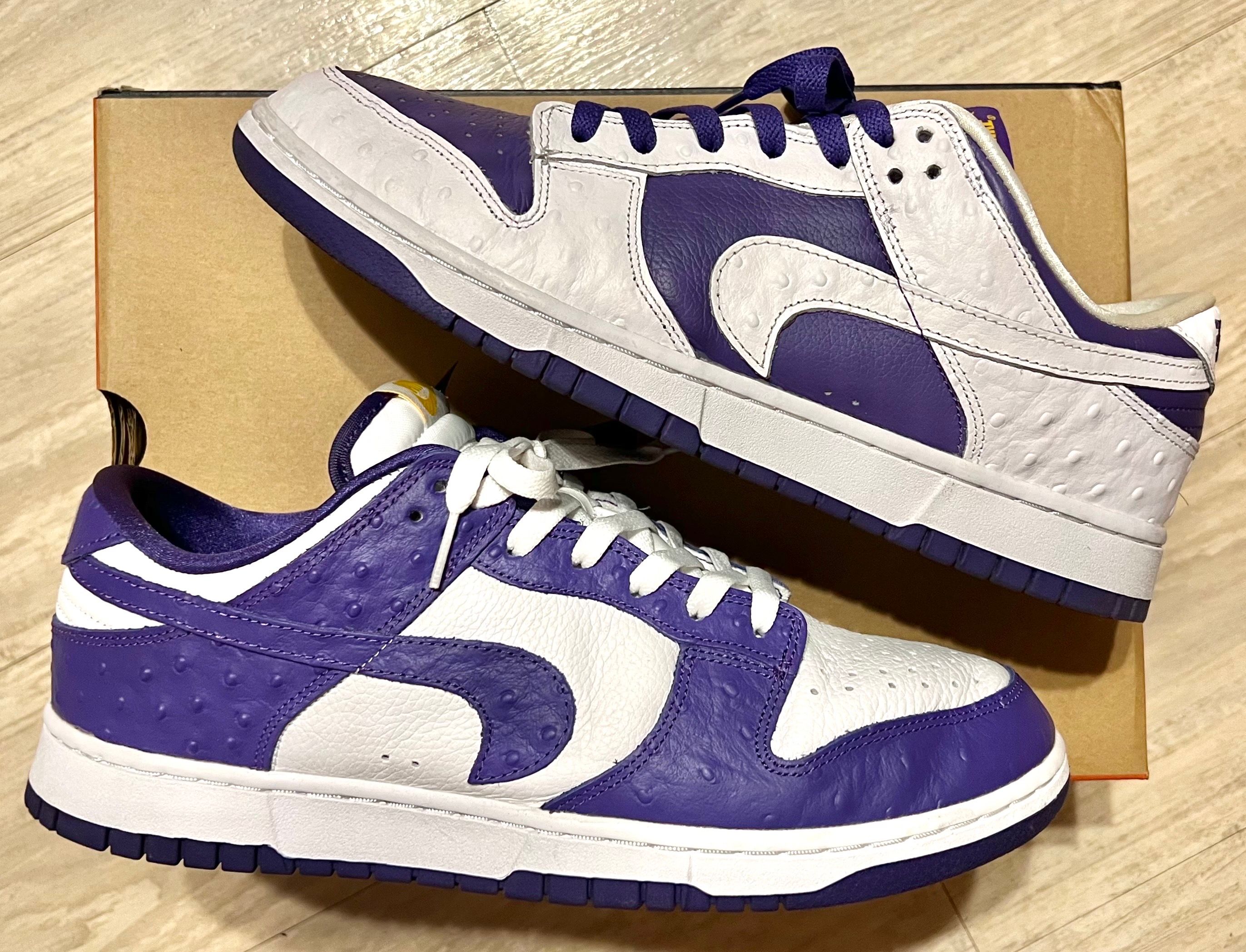 Nike Women's Dunk Low "Made You Look"