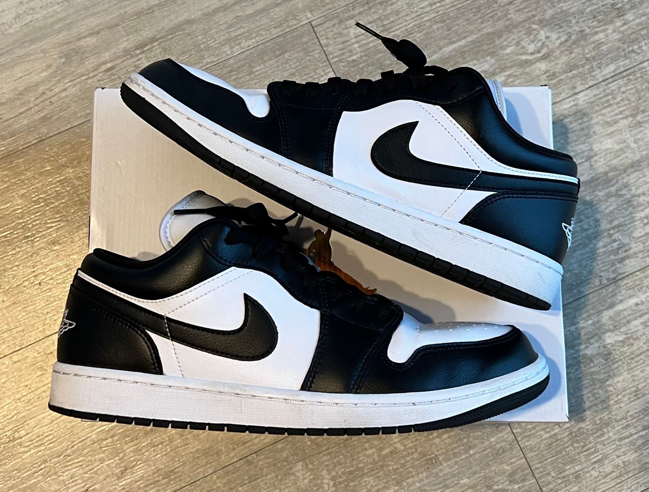 Nike Women's Air Jordan 1 Low "White/Black"