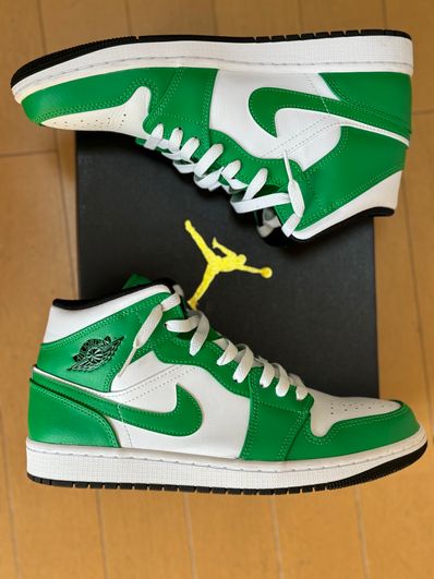 Nike Air Jordan 1 Mid "Lucky Green"