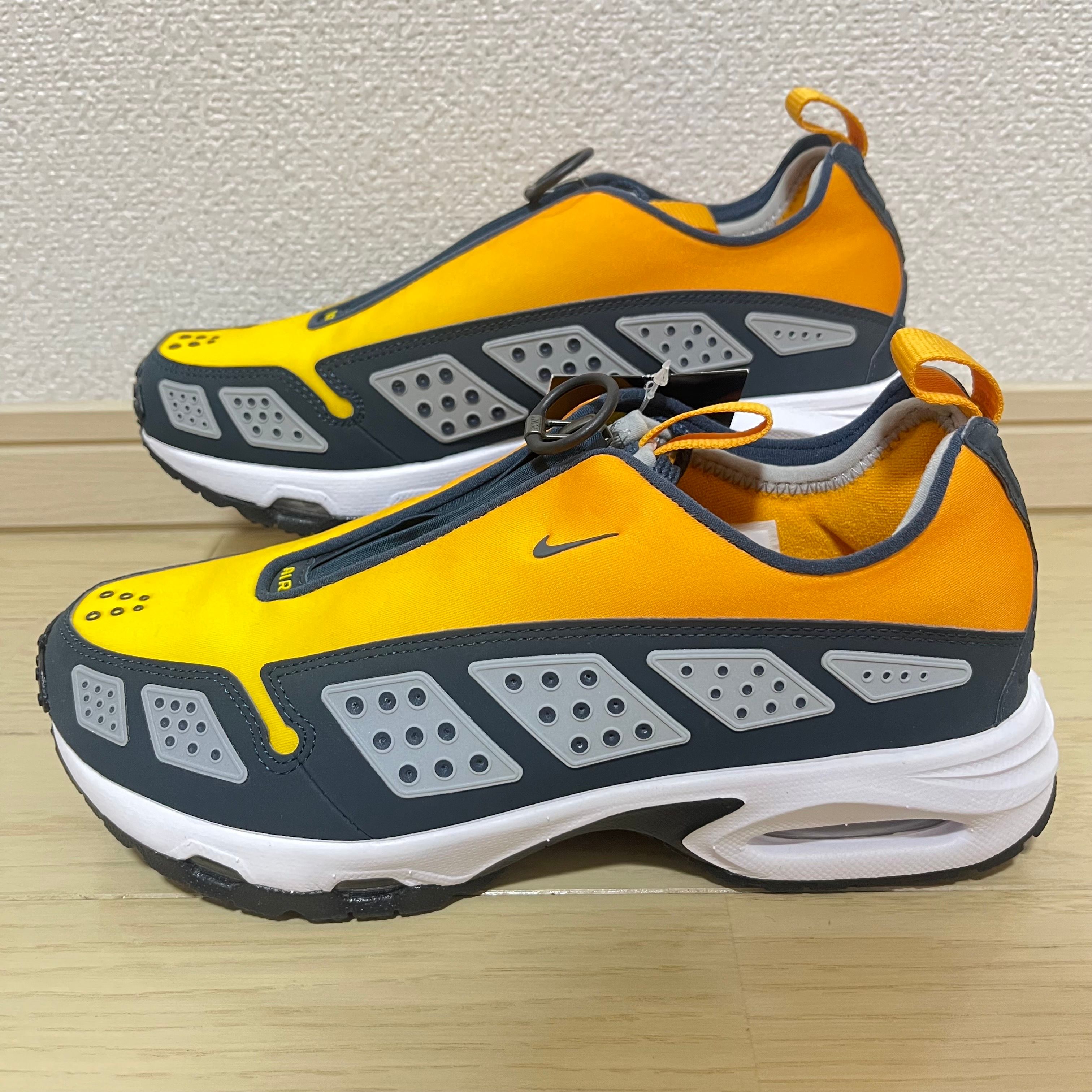 Nike Women's Air Max SNDR "Canyon Gold and Deep Ocean"