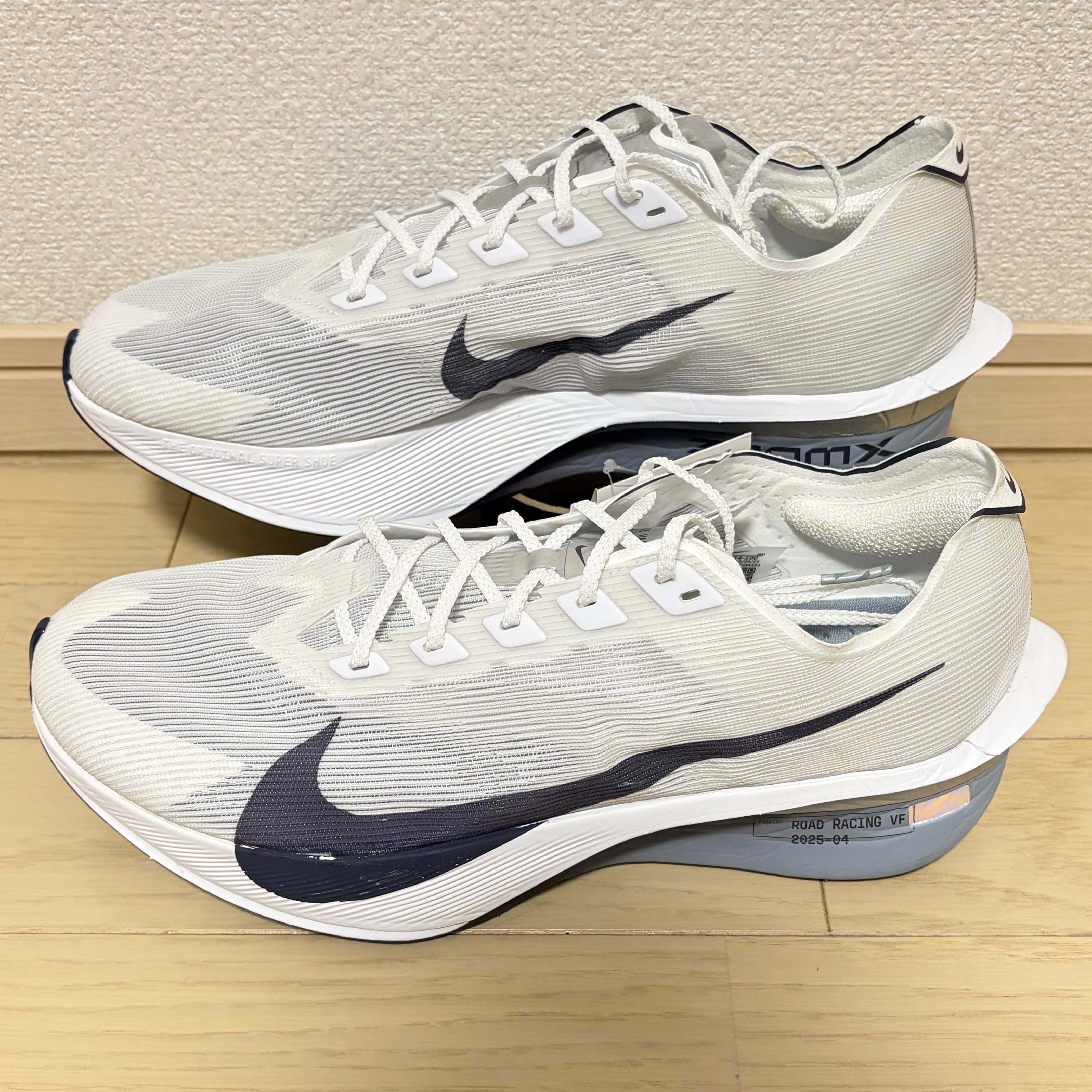 Nike VaporFly 4 "White/Obsidian Mist/Pure Platinum/Gridiron"