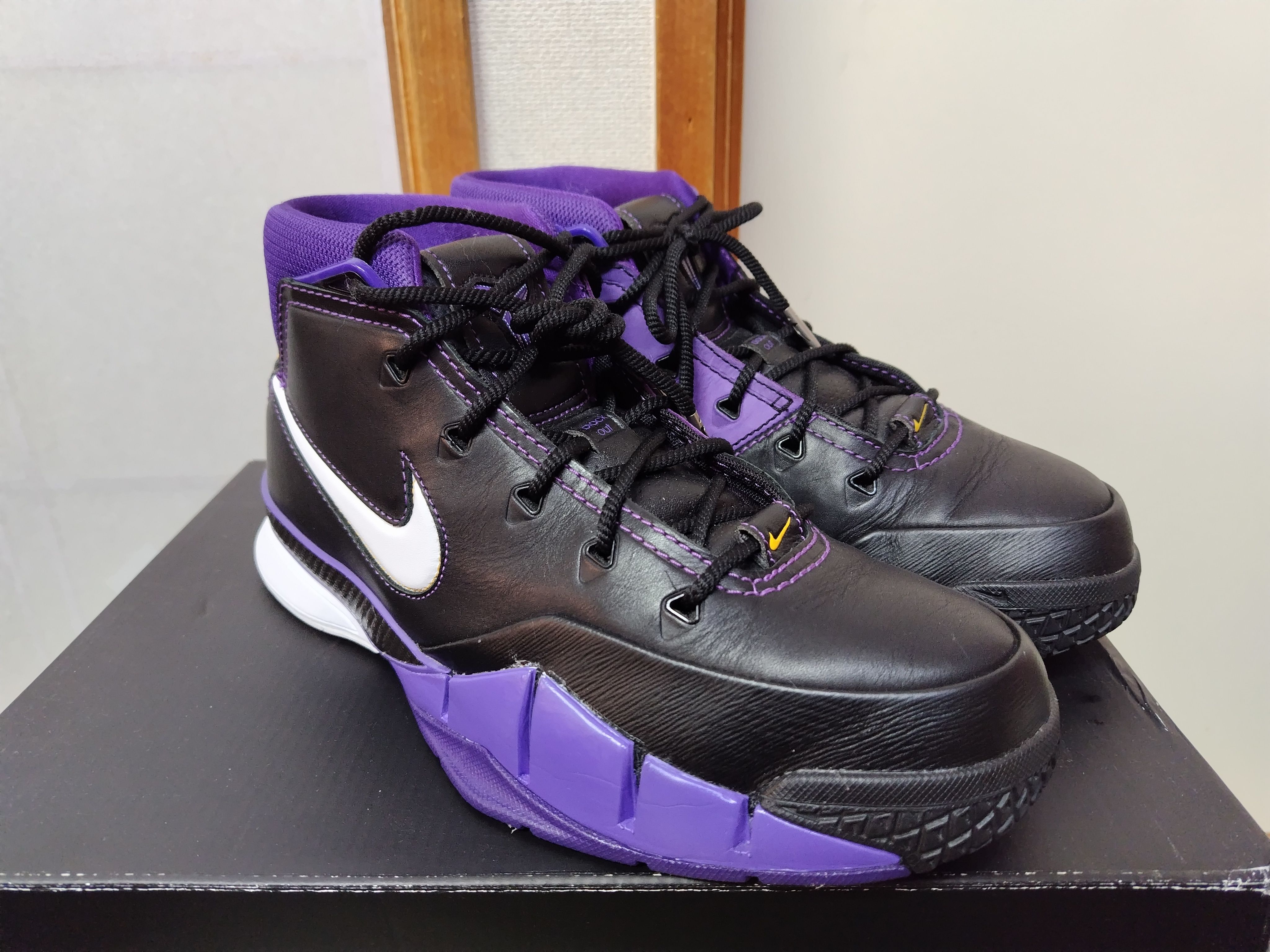 ナイキ コービー 1 プロトロ "ブラック/パープル"