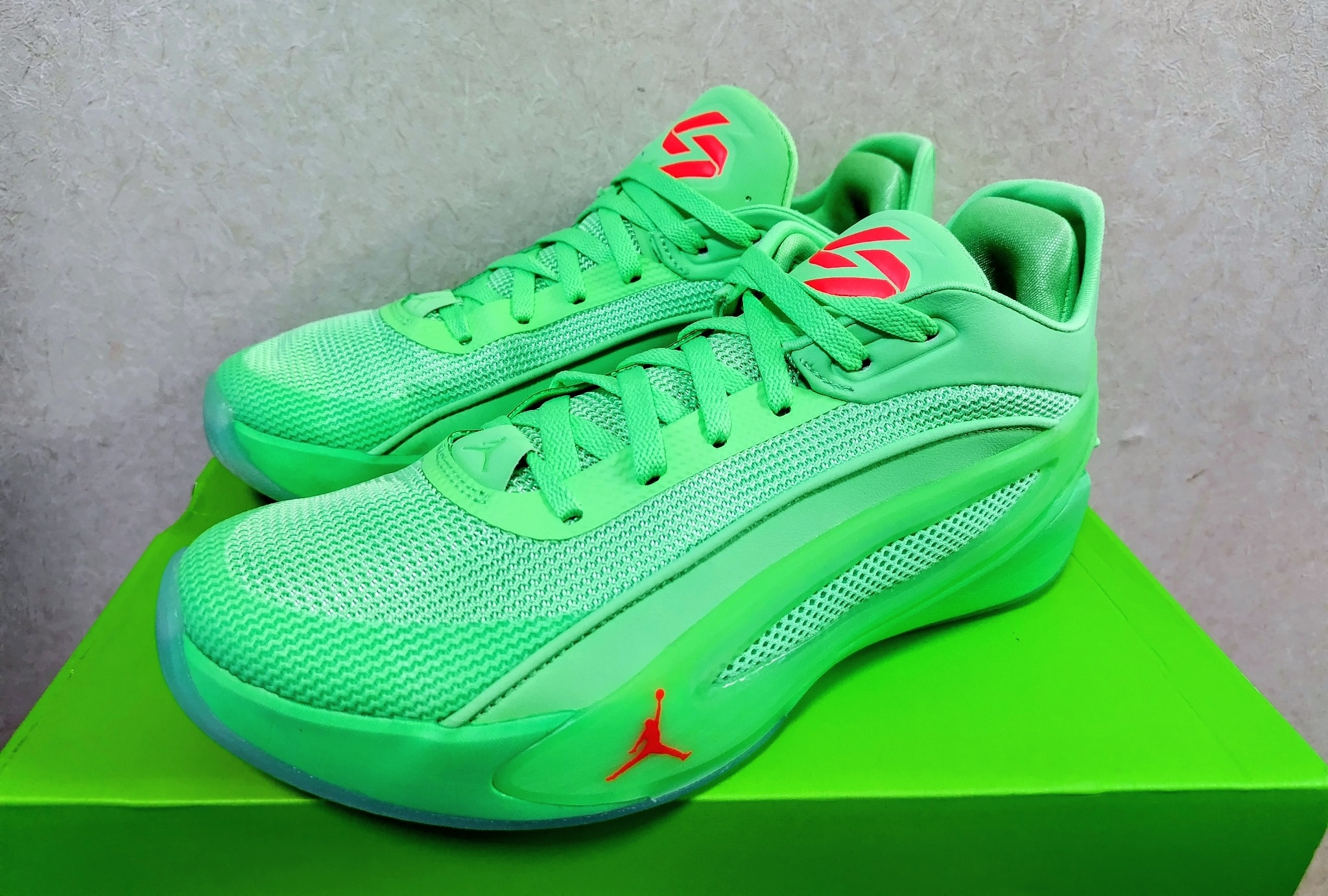 Nike Luka 5 "Viper Edge" (IQ0632-301/IQ0630-301)