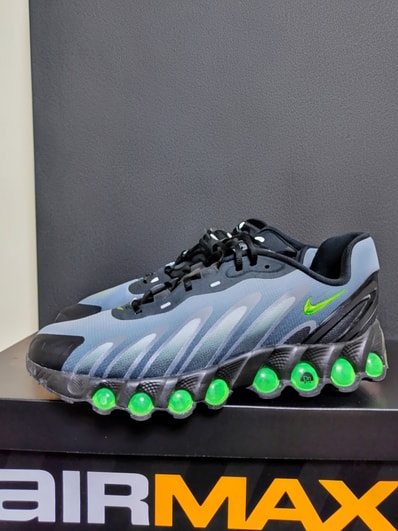 Nike Air Max DN8 "Black/Light Smoke Grey/Black/Volt"