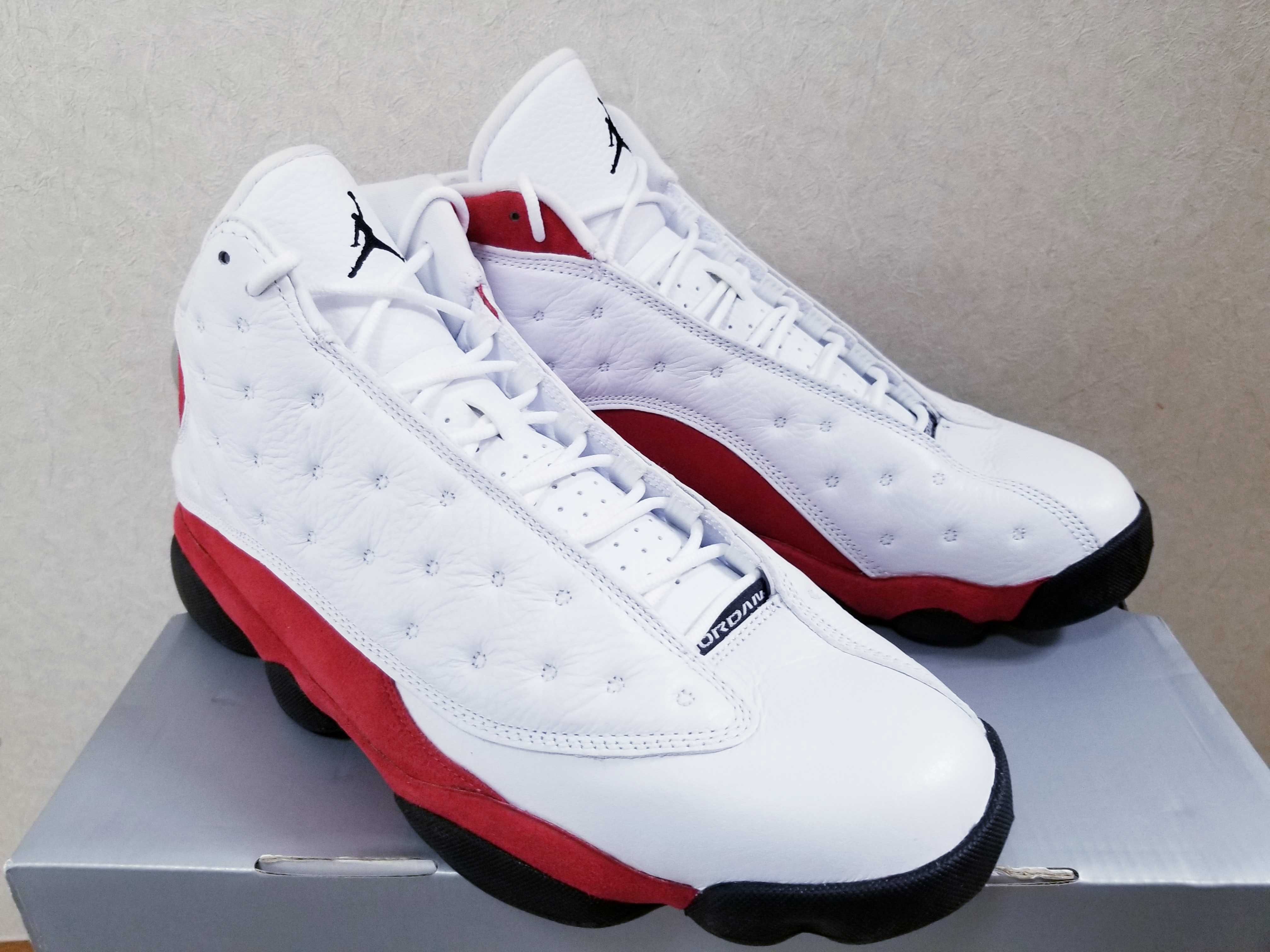 NIKE AIR JORDAN 13 RETRO OG CHICAGO (2017)