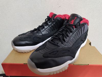 Air Jordan 11 Low IE "Bred"