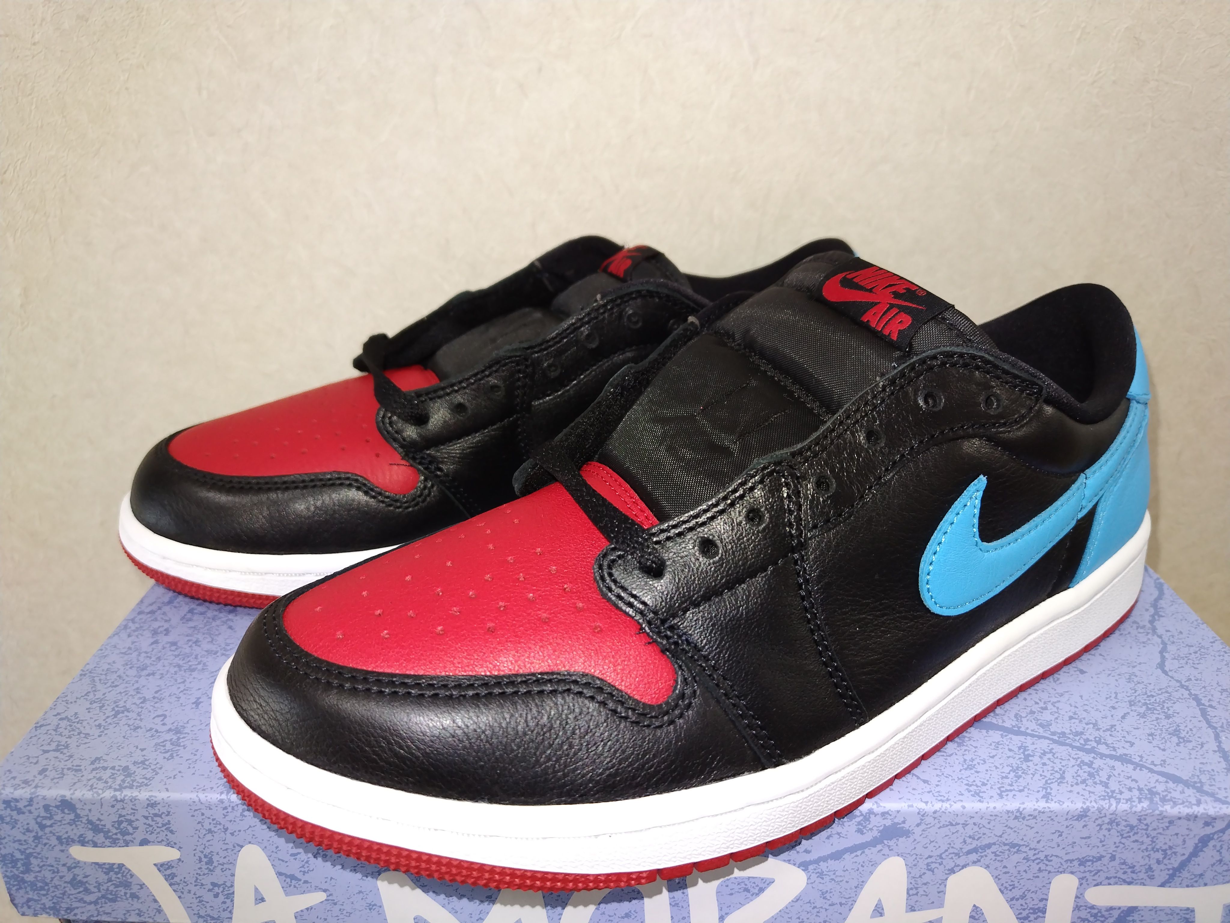 Nike Women's Air Jordan 1 Retro Low OG "NC to Chi"