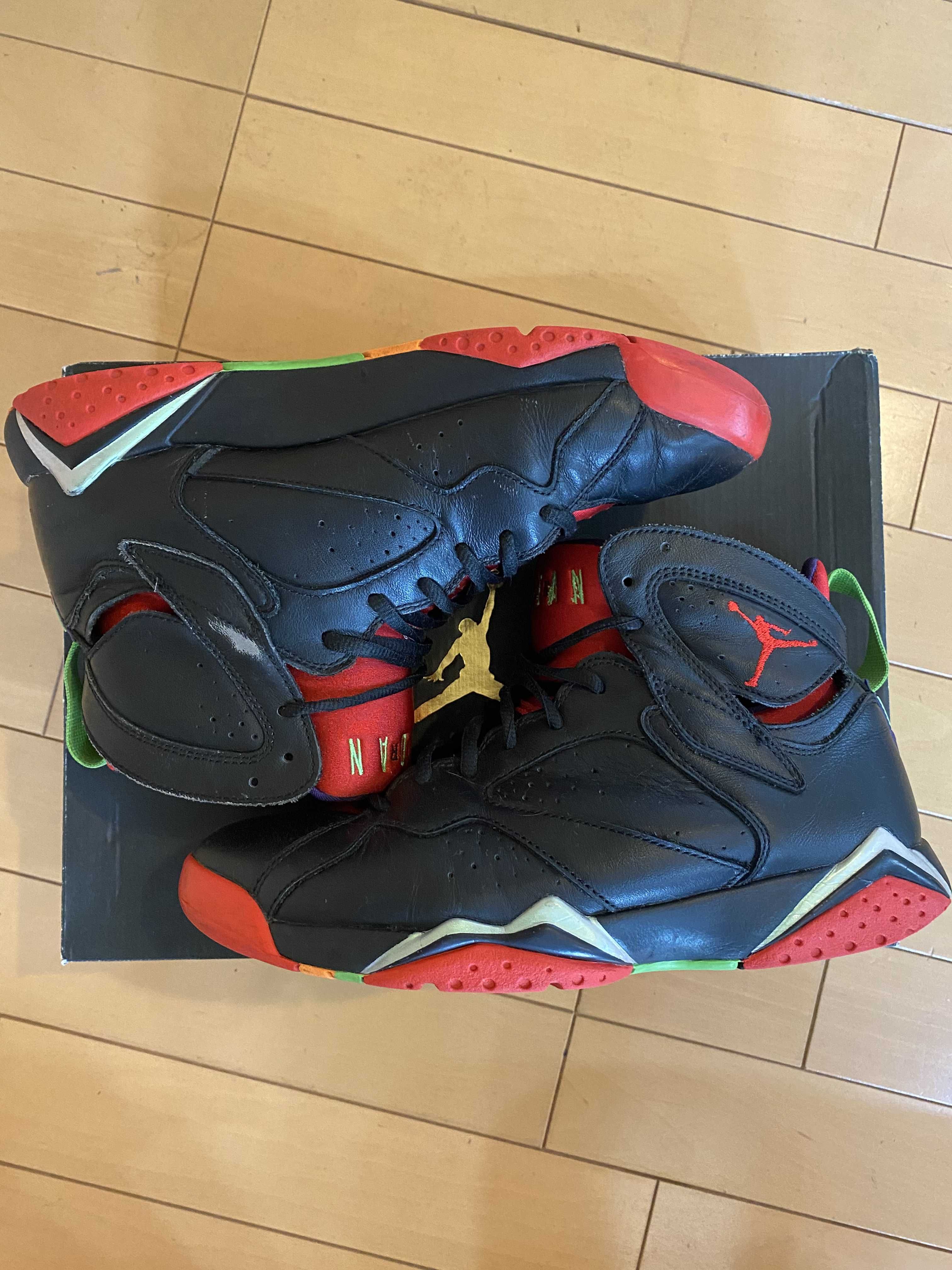 NIKE AIR JORDAN 7 RETRO MARVIN THE MARTIAN