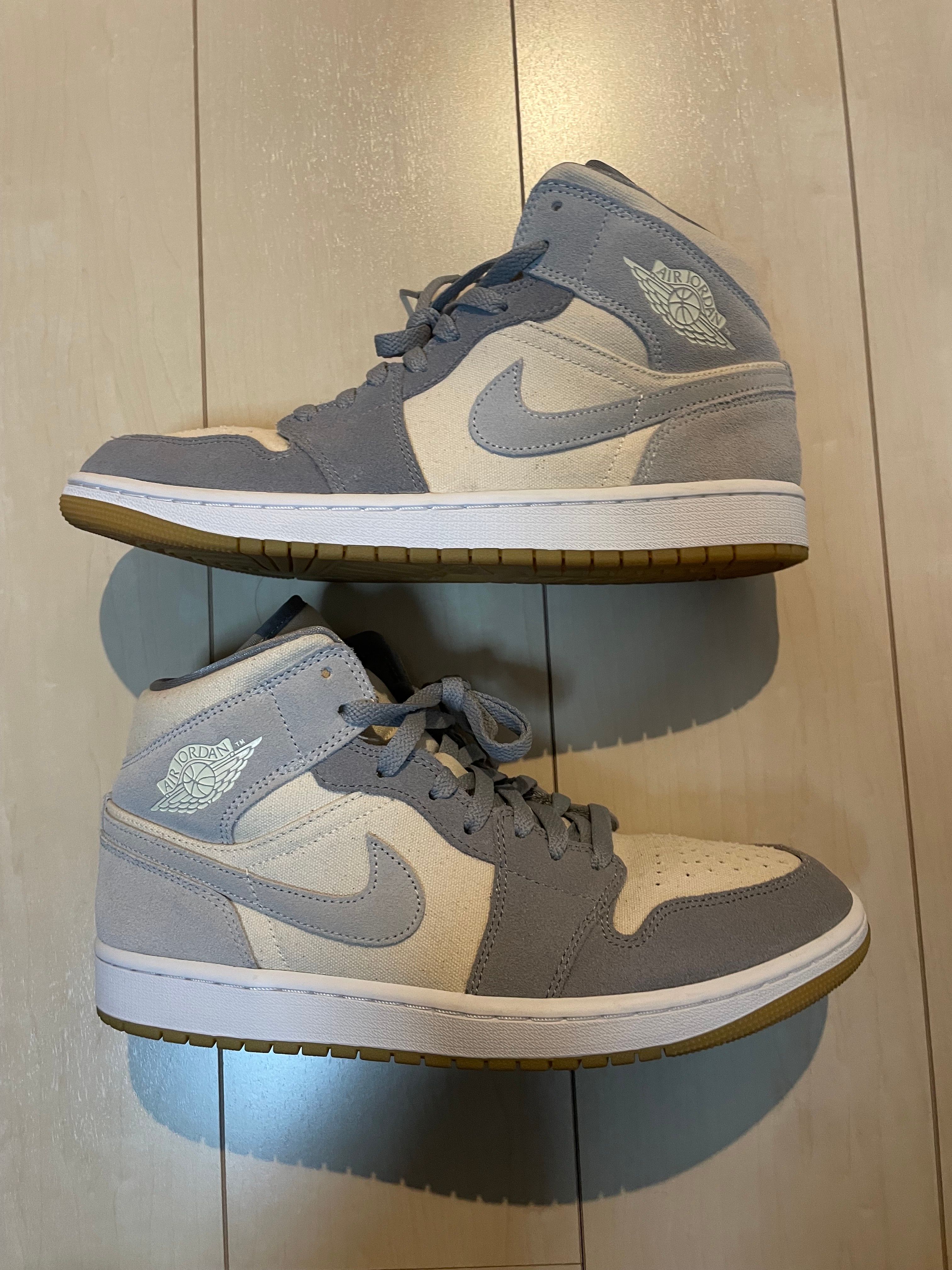 Nike Air Jordan 1 Mid SE "Coconut Milk/Particle Grey"