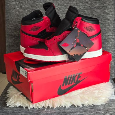 Nike Air Jordan 1 High ’85 "Varsity Red"