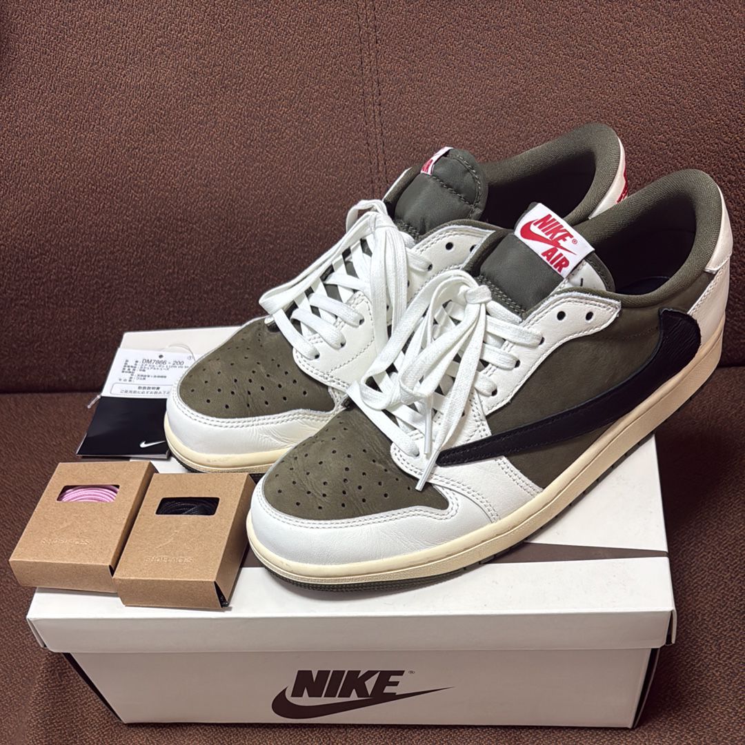 Travis Scott × Nike Air Jordan 1 Low OG SP "Reverse Olive"