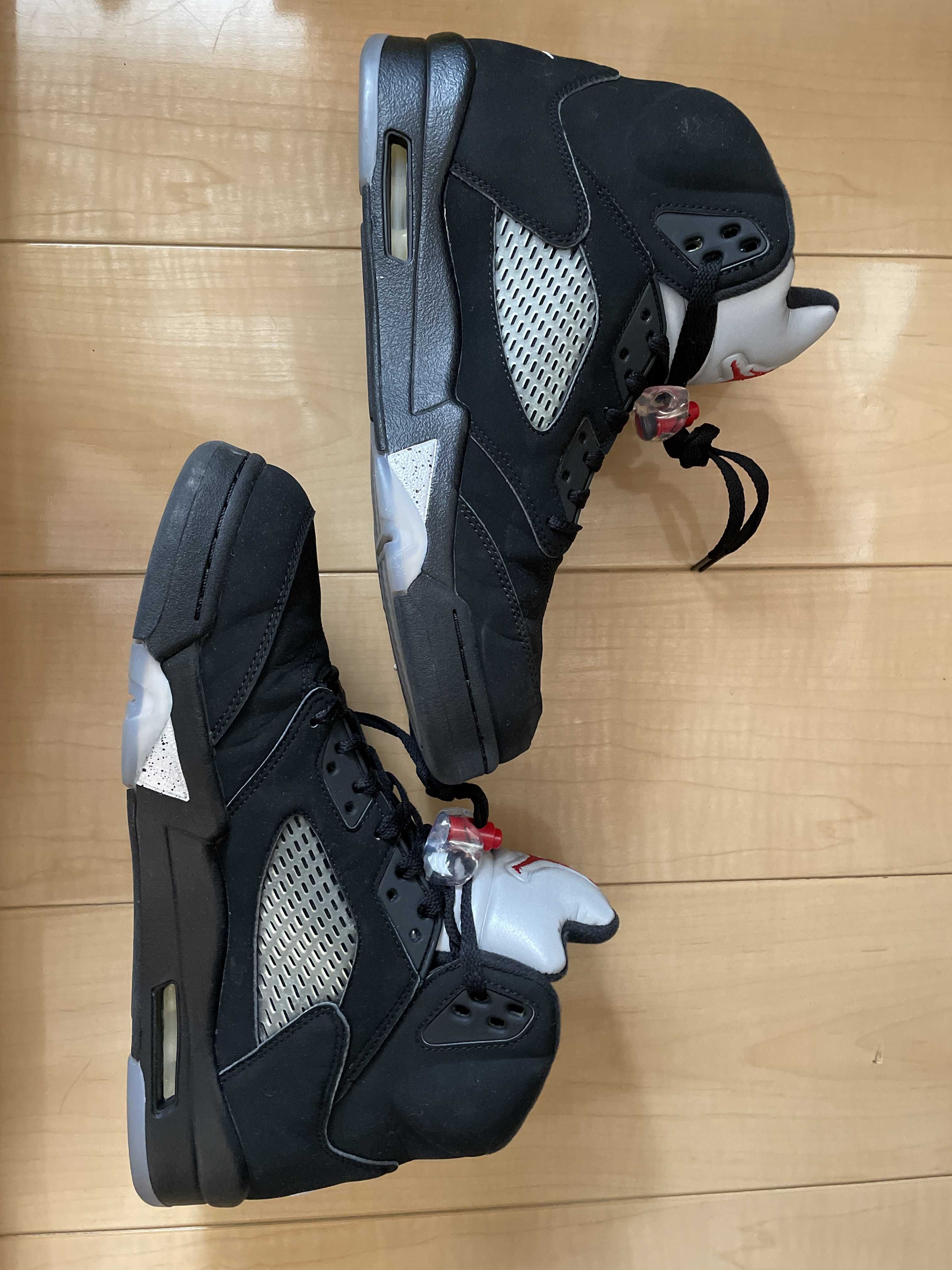 Nike Air Jordan 5 Retro OG "Black/Fire Red/Metallic Silver/White" (2016)