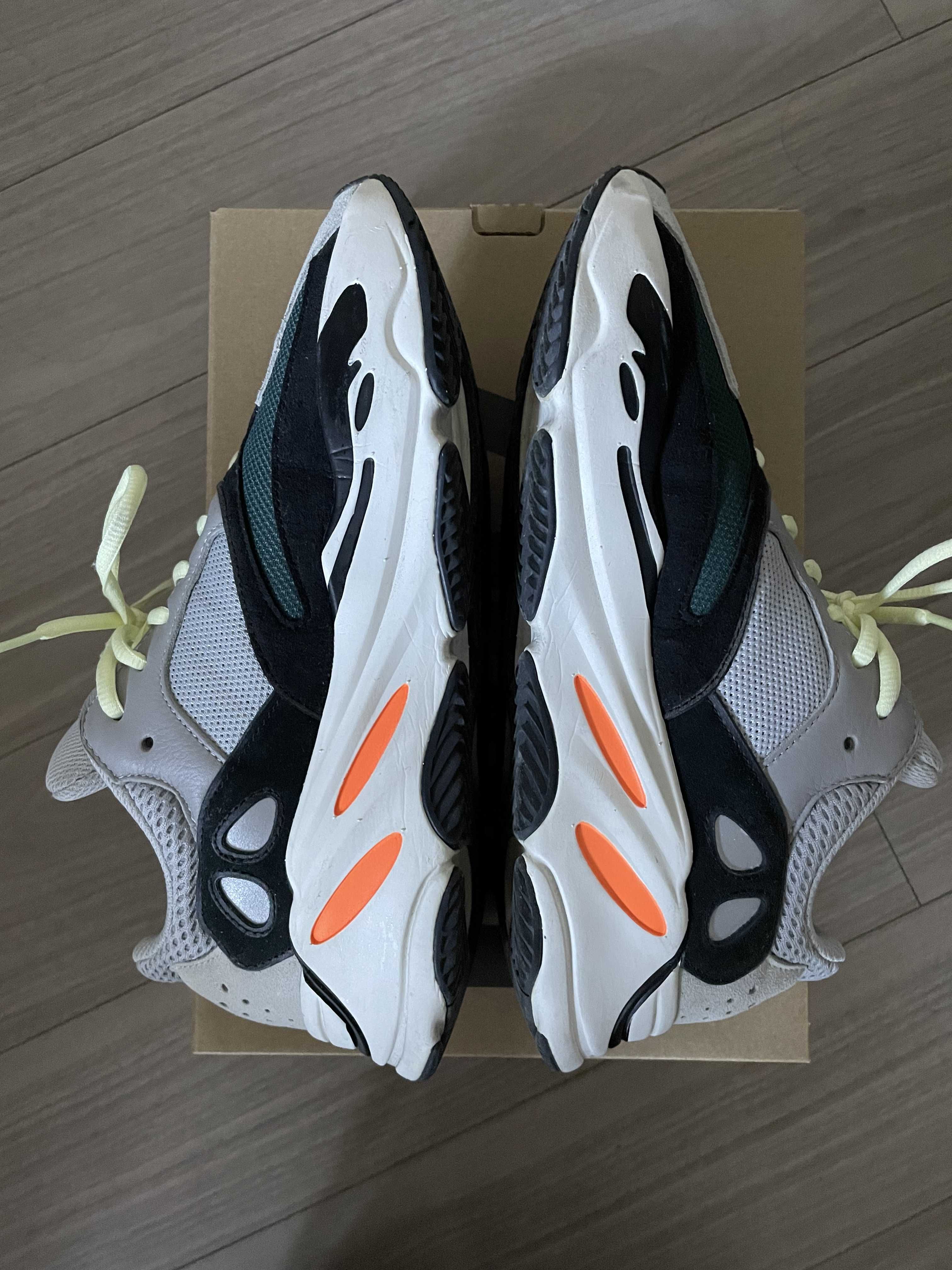 adidas YEEZY Boost 700 "Wave Runner"
