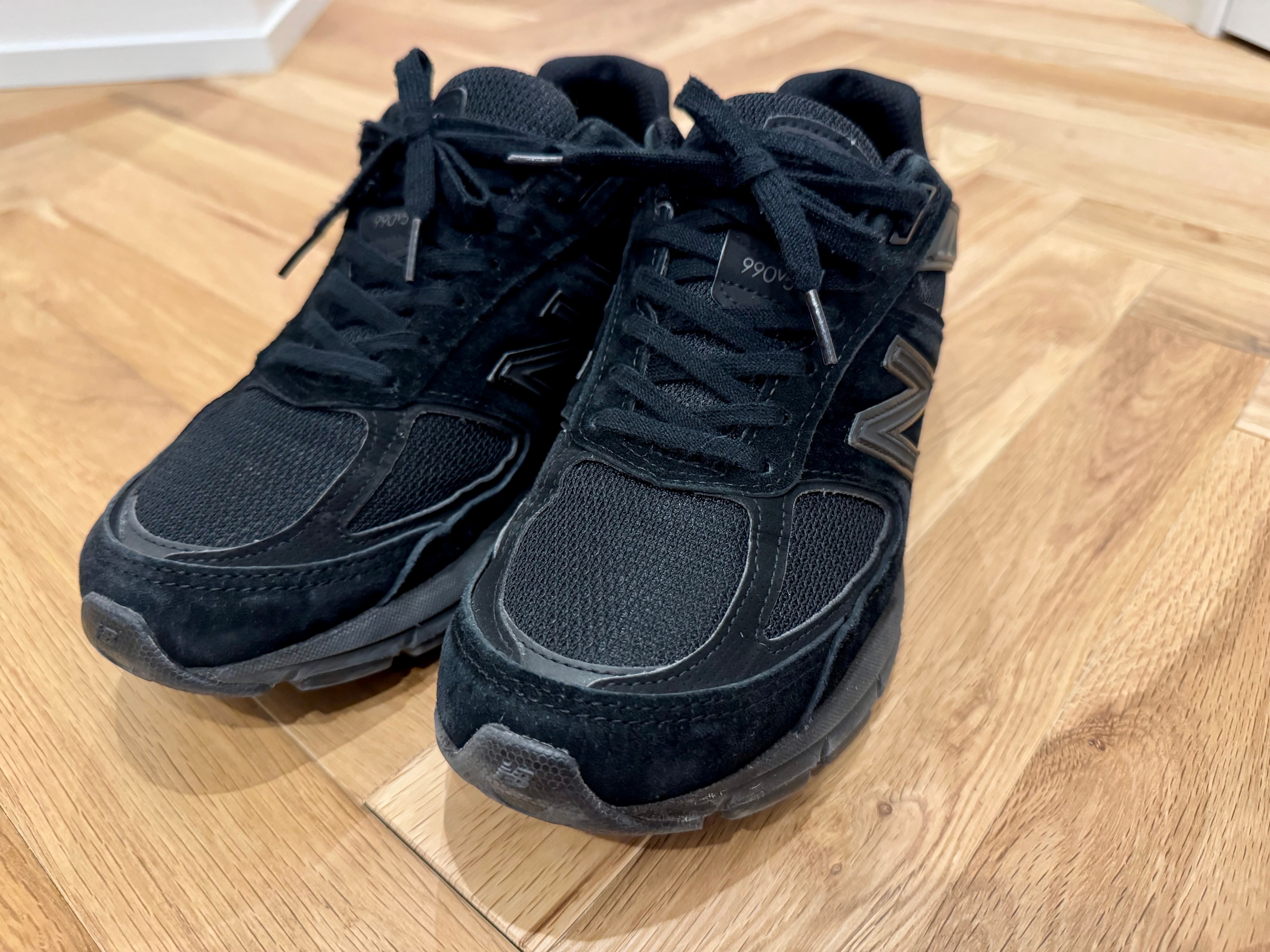 New Balance 990V5