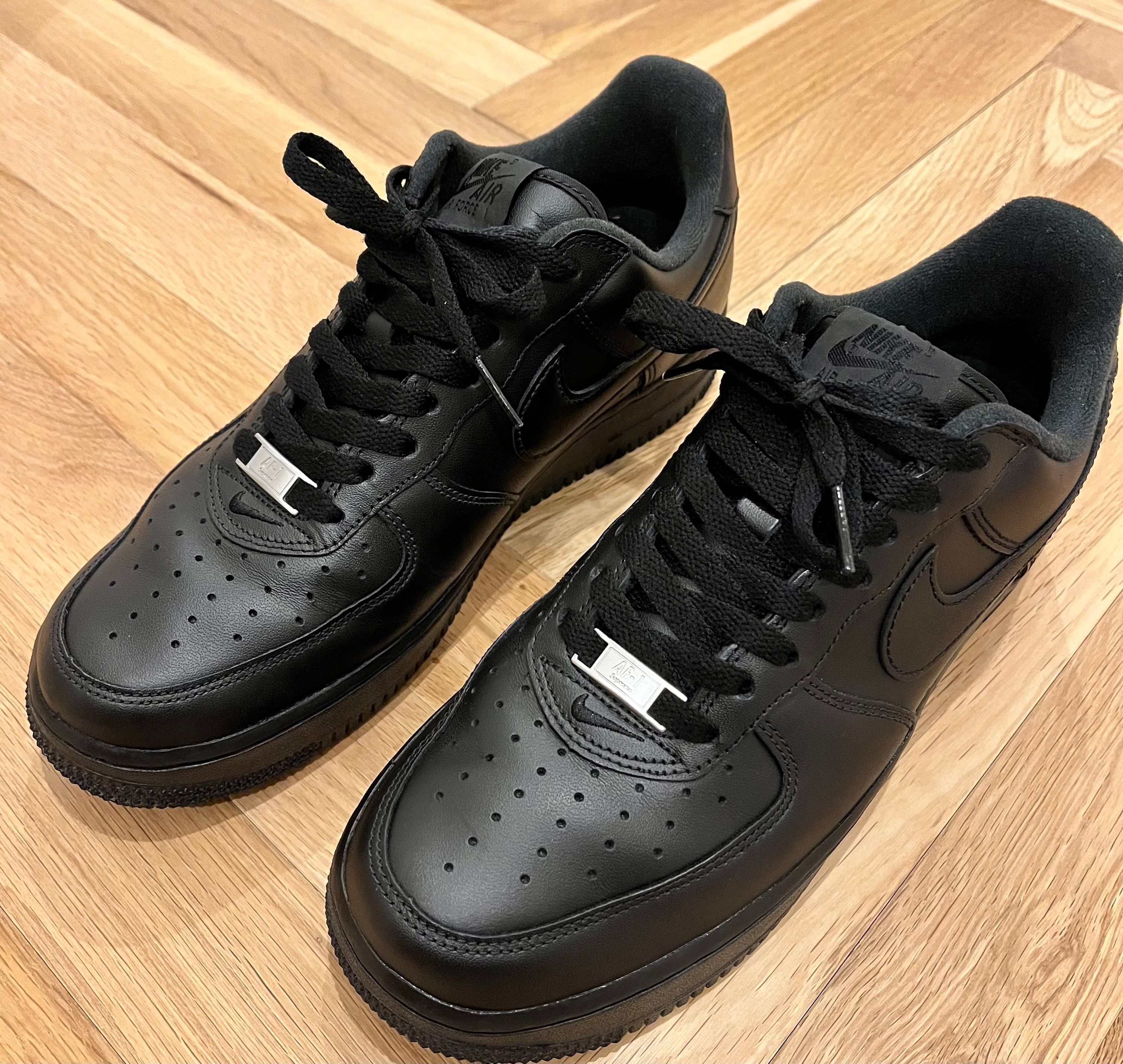 Supreme × Nike Air Force 1 Low "Black"