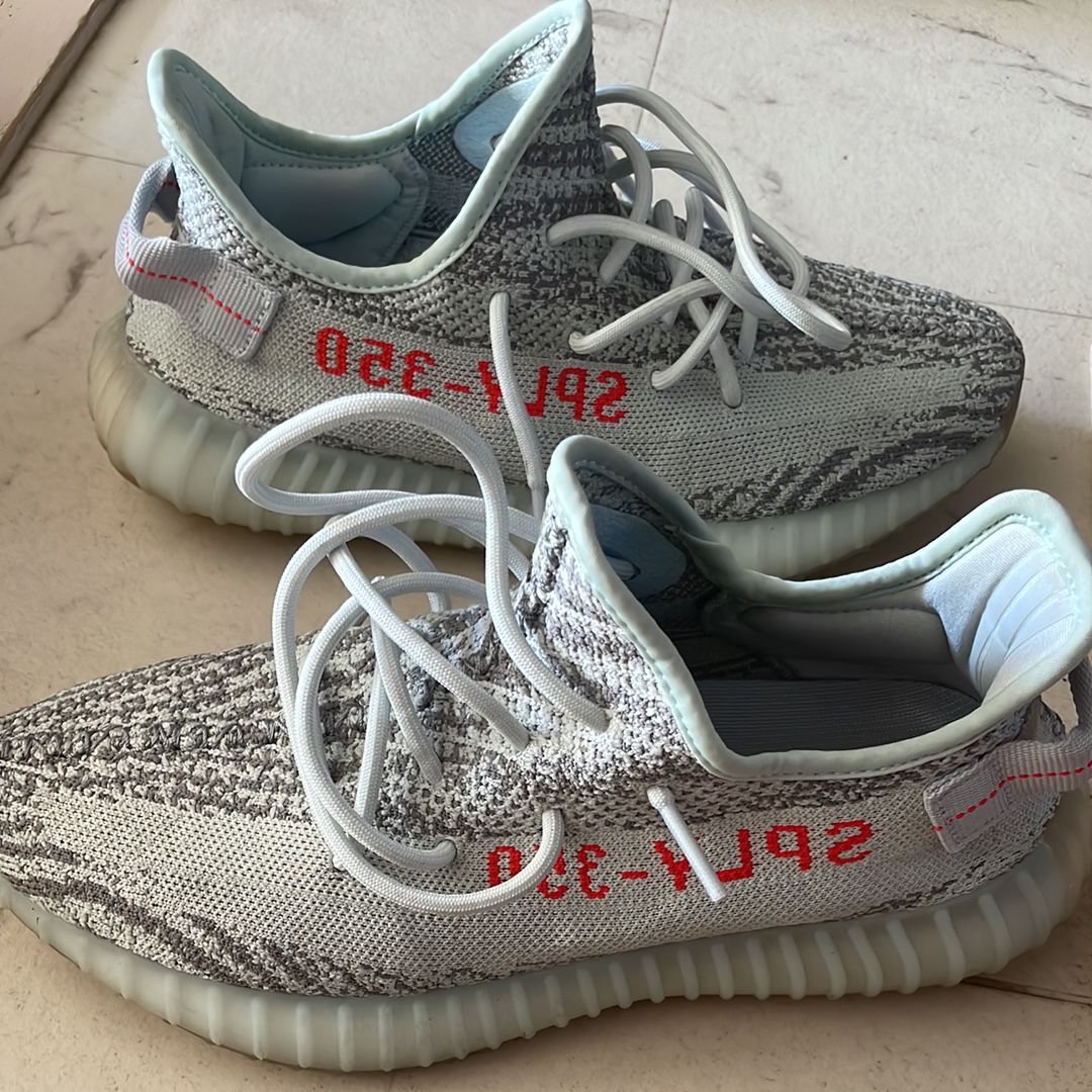 adidas YEEZY Boost 350 V2 "Blue Tint"